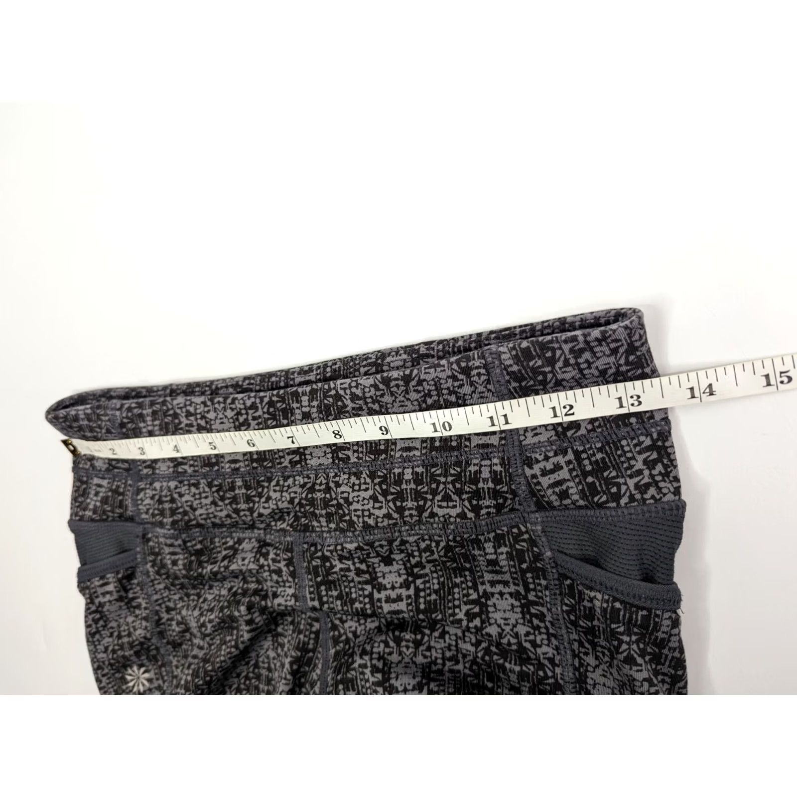 Athleta Athleta Be Free Knicker Crop Capri Leggings Pants Run In Gray XS Womens Crops Size 26" / US 2 / IT 38 - 7 Thumbnail