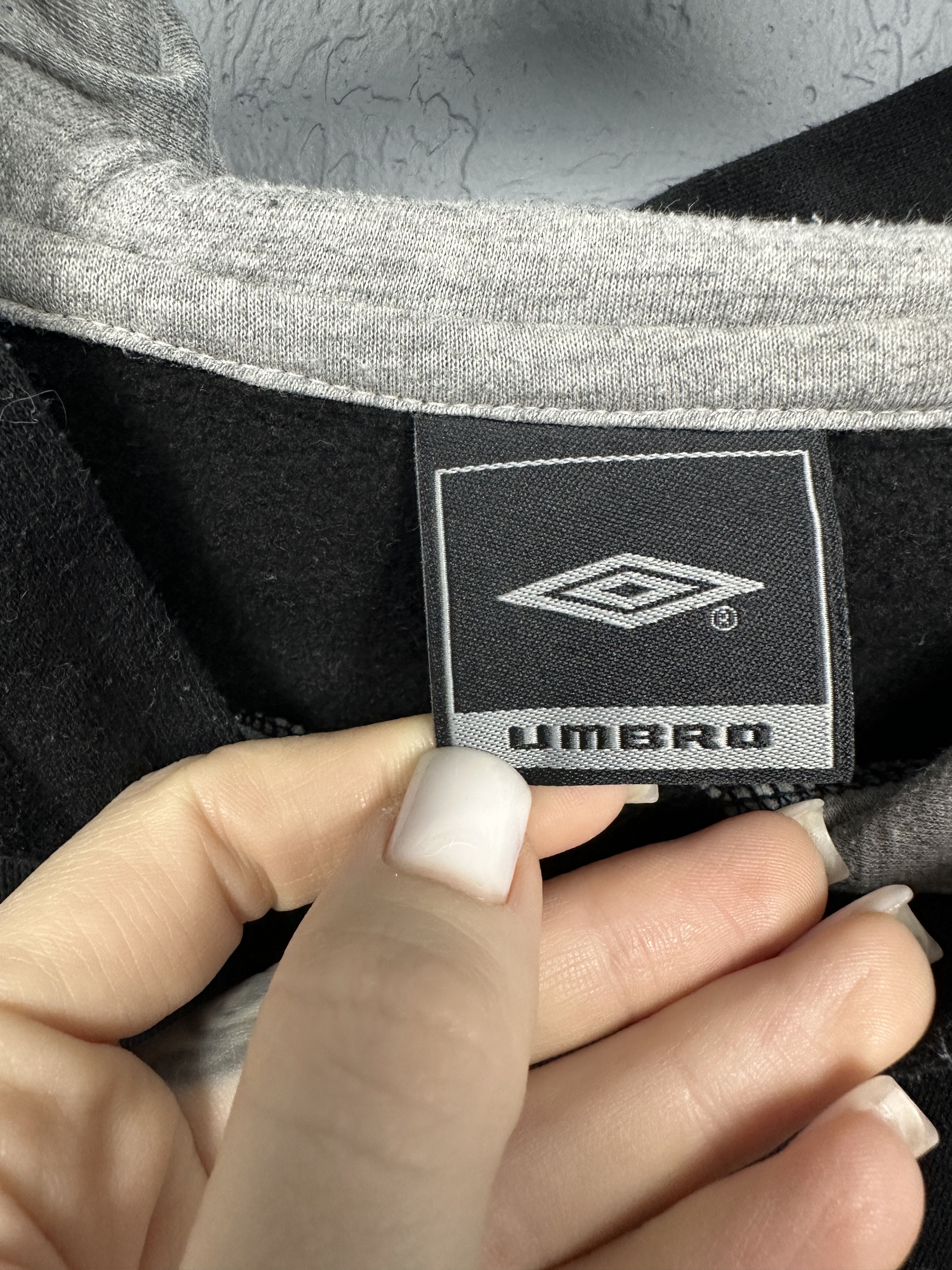 Umbro Umbro Vintage Mens Big Logo Hoodie Size US XL / EU 56 / 4 - 3 Thumbnail