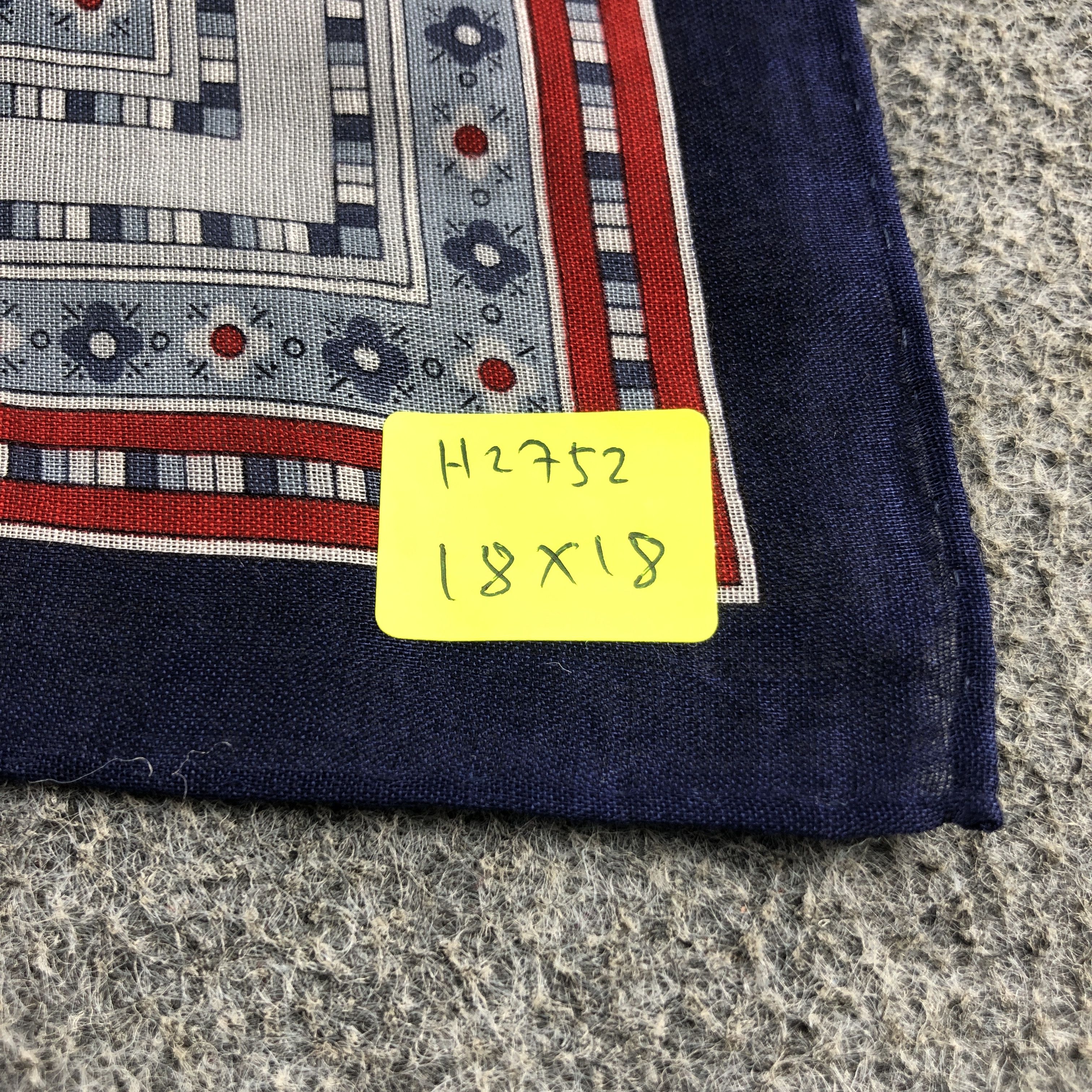Yves Saint Laurent YSL Handkerchief Neckerchief Bandana H2752 Size ONE SIZE - 6 Thumbnail