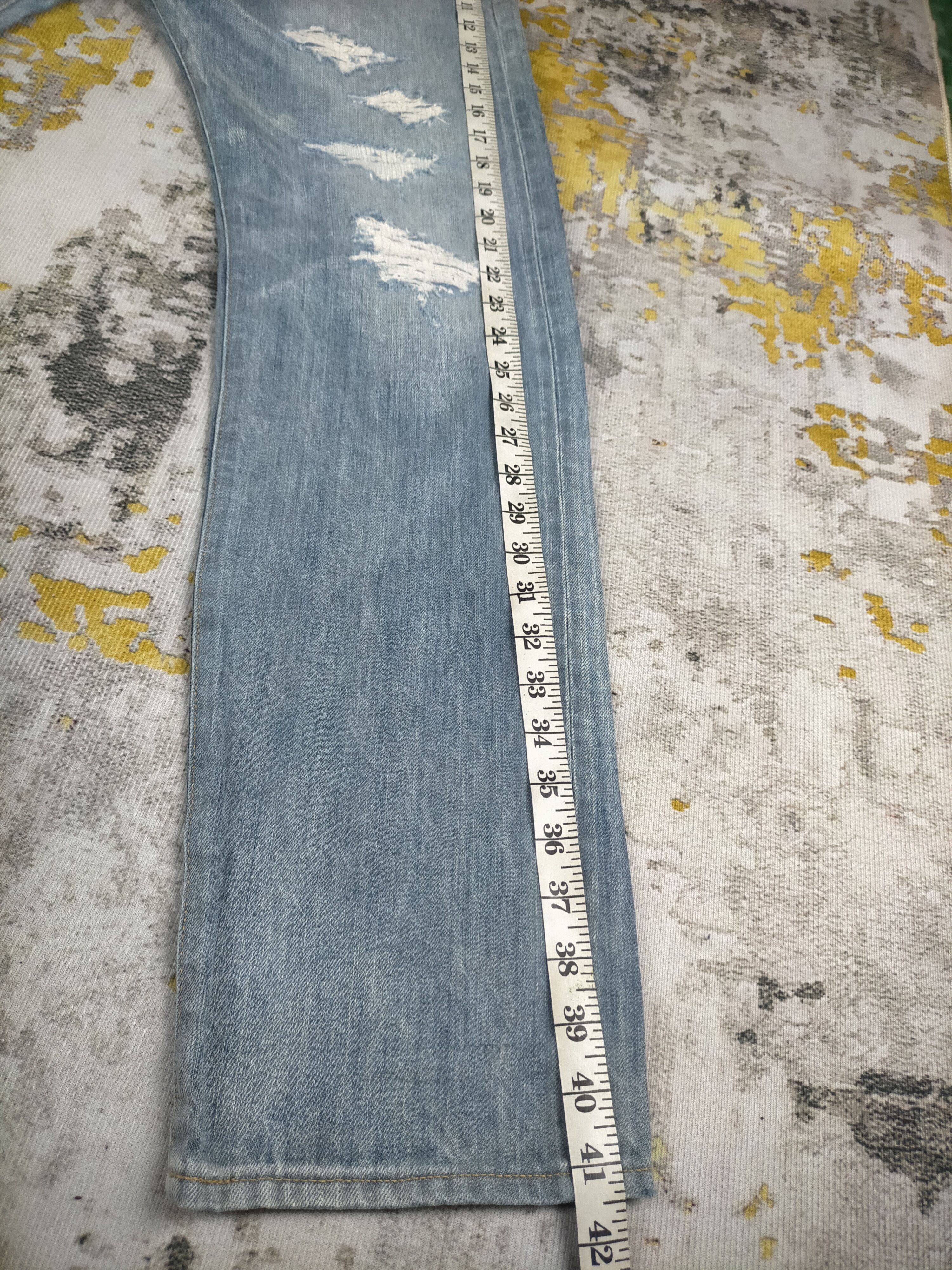Takeo Kikuchi 🔥 Designer Takeo kikuchi Distressed Selvedge Jeans Size US 35 - 9 Thumbnail