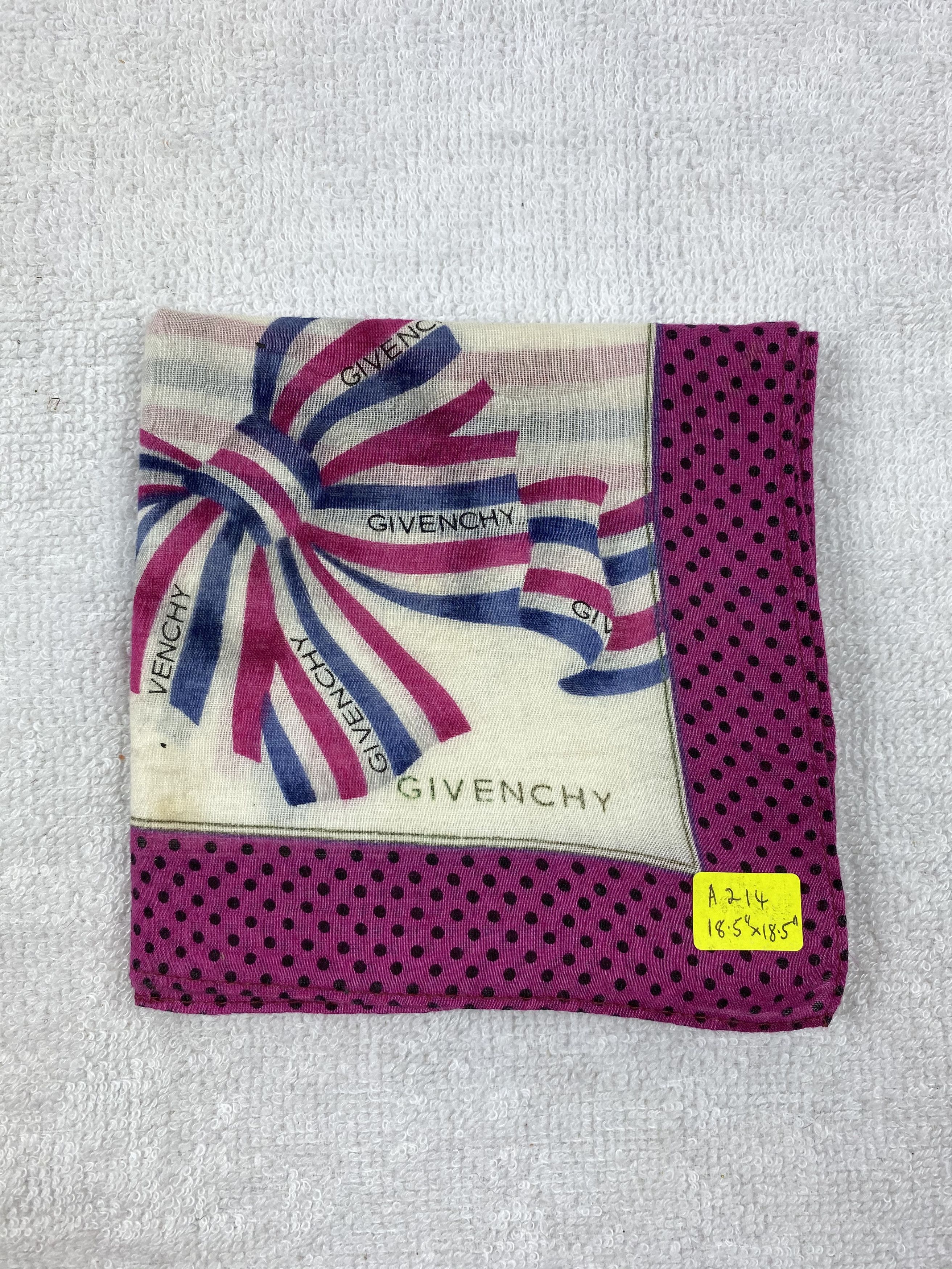 Vintage Givenchy Handkerchief / Bandana / Neckerchief Size ONE SIZE - 7 Thumbnail