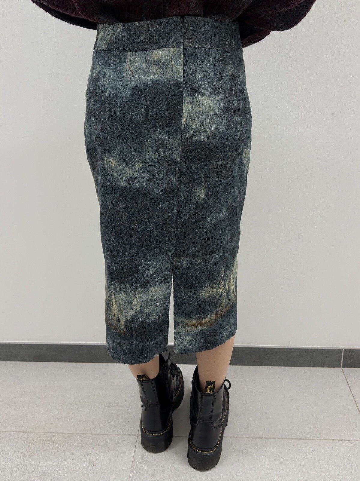 Vintage Olsen Y2K midi skirt animal print leopard vintage 2000’s Size 30" / US 8 / IT 44 - 4 Thumbnail
