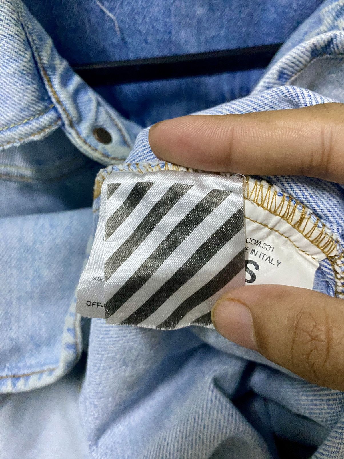 Off-White Off-White Diagonal Spray Denim trompe l'oeil Button up Size US S / EU 44-46 / 1 - 13 Thumbnail