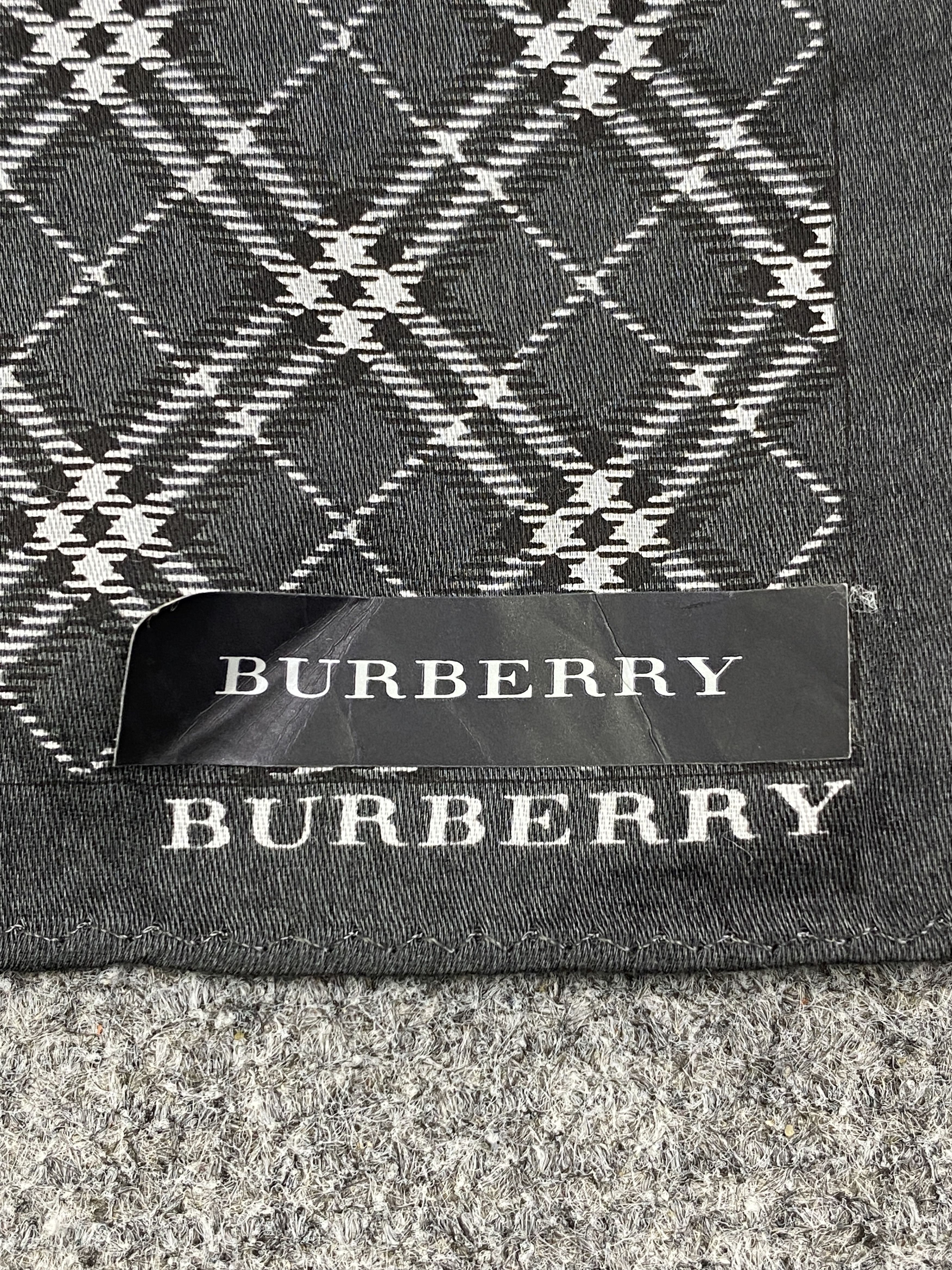 Burberry Vintage Burberry Handkerchief / Neckerchief KT0039 Size ONE SIZE - 7 Thumbnail