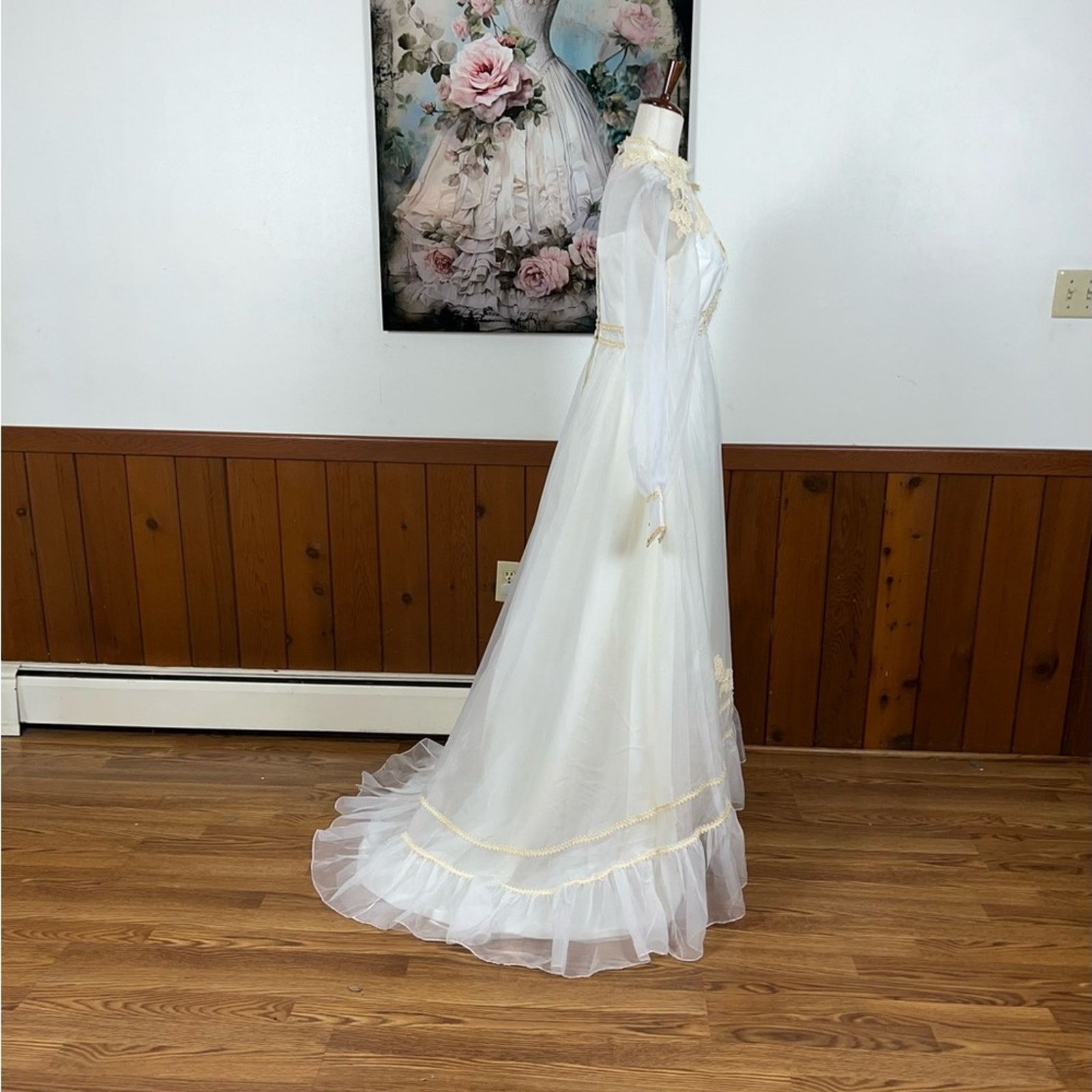 Vintage Pretty Vintage 1970s Organza Wedding Gown! Size L / US 10 / IT 46 - 4 Thumbnail