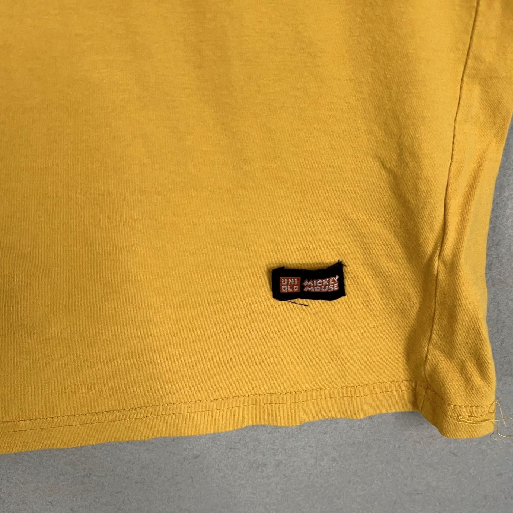 Uniqlo Uniqlo Disney Mickey Mouse by KAWS Shirt Womens XL Yellow Graphic Tee Street Art Size XL / US 12-14 / IT 48-50 - 4 Thumbnail