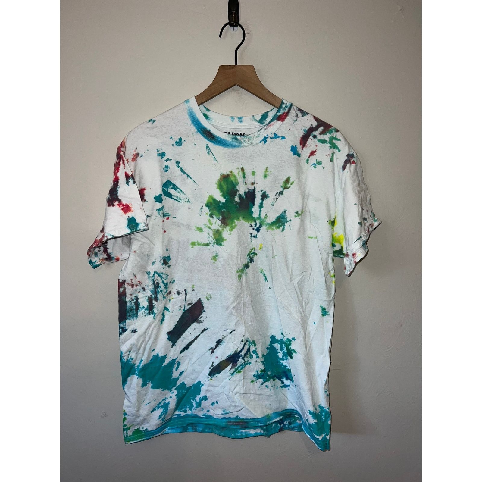 Gildan Retro Gildan Tie Dye Shirt Multicolor White Tee L Large Size US L / EU 52-54 / 3 - 1 Thumbnail