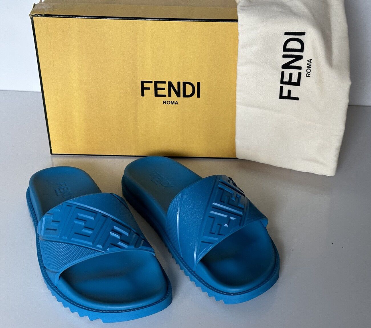 o1bs11s0923 Sandals in Blue