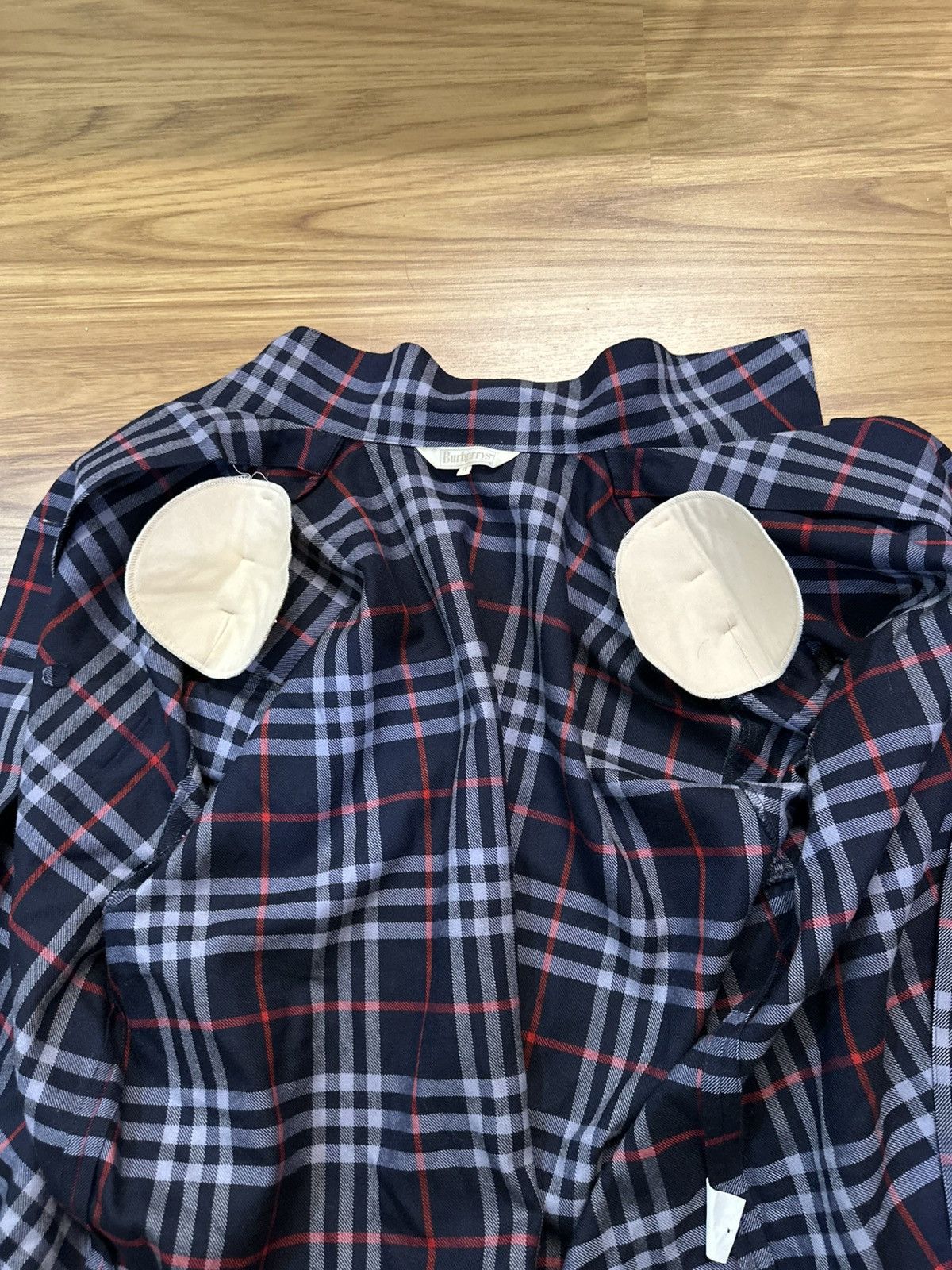 Burberry × Vintage 1990-Vintage Burberry Novacheck Padded Shoulder Button Up Size US M / EU 48-50 / 2 - 15 Thumbnail