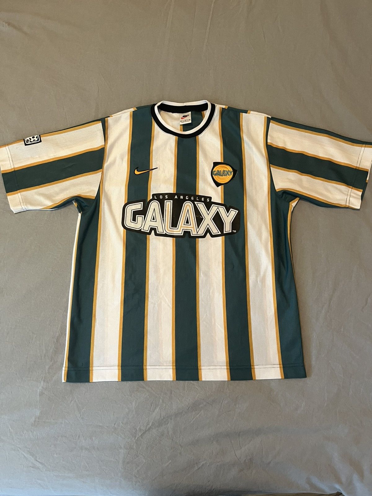 Nike Extremely Rare Vintage Nike LA Galaxy 1997 Third Shirt – MLS Size US M / EU 48-50 / 2 - 2 Thumbnail