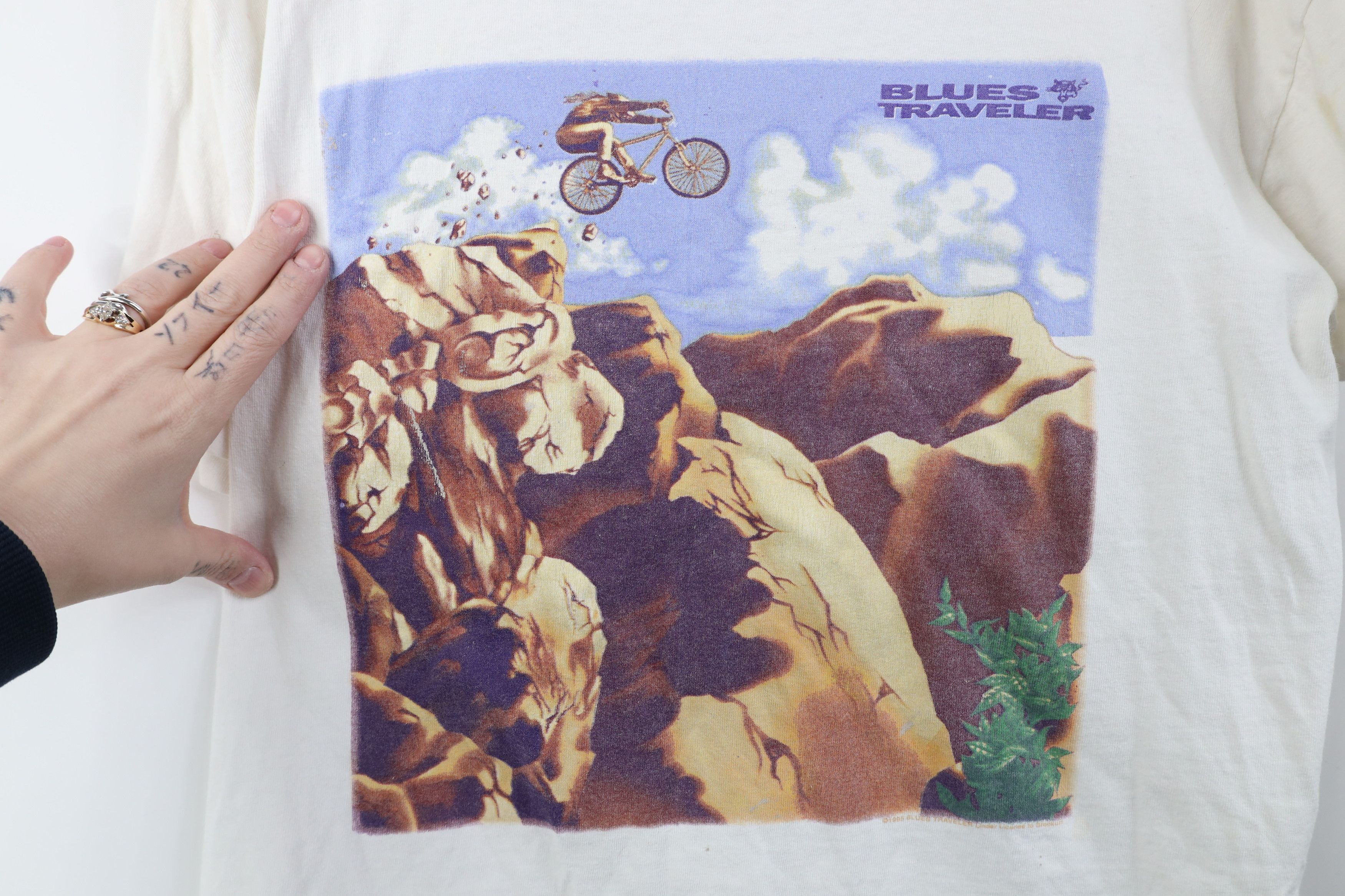 Vintage Vintage 90s 1995 Tour Blues Traveler Band T-Shirt USA Size L / US 10 / IT 46 - 4 Thumbnail