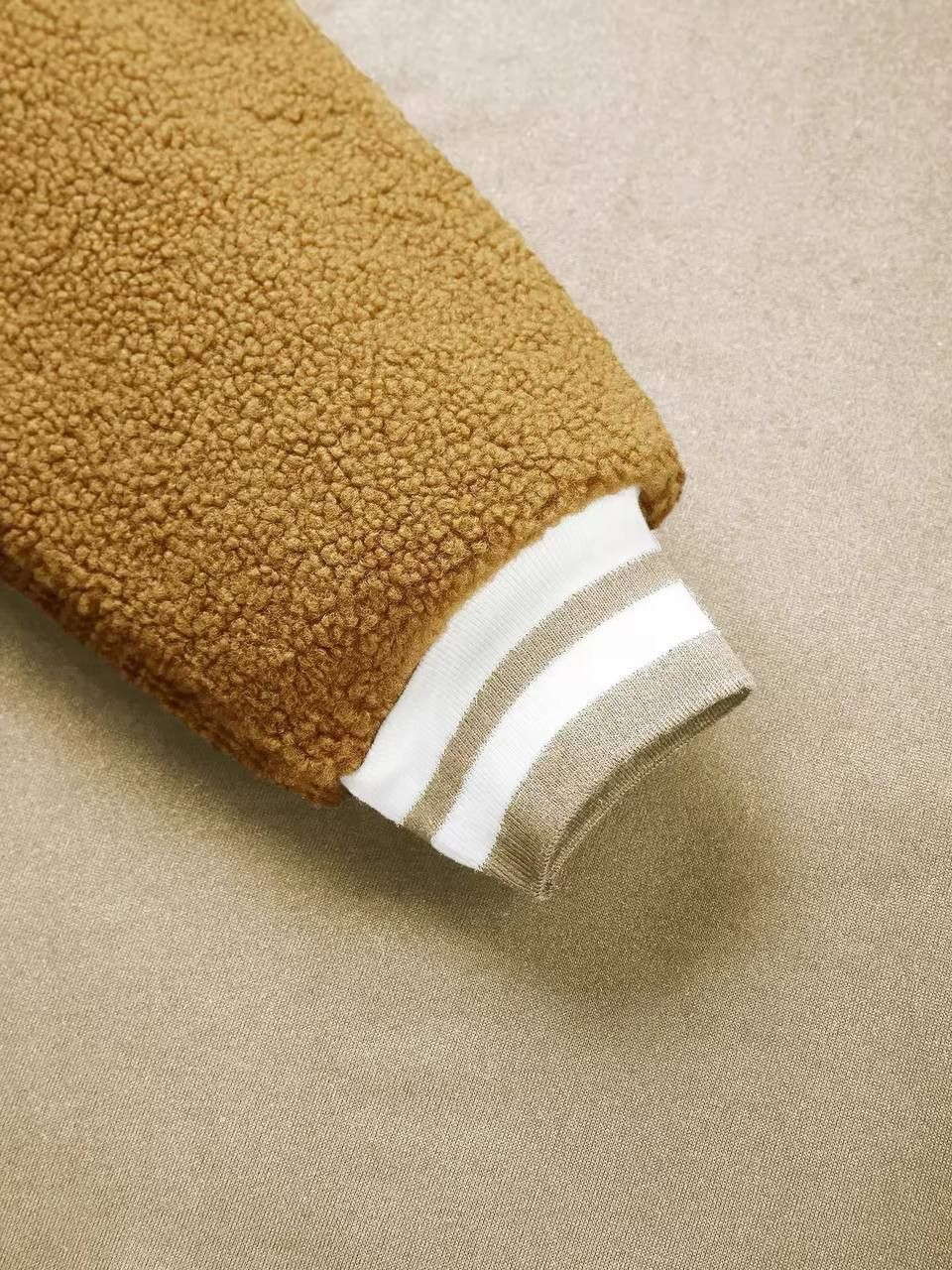 Japanese Brand × Vintage fur sleeve sweatshirt with bear style Size US L / EU 52-54 / 3 - 6 Thumbnail