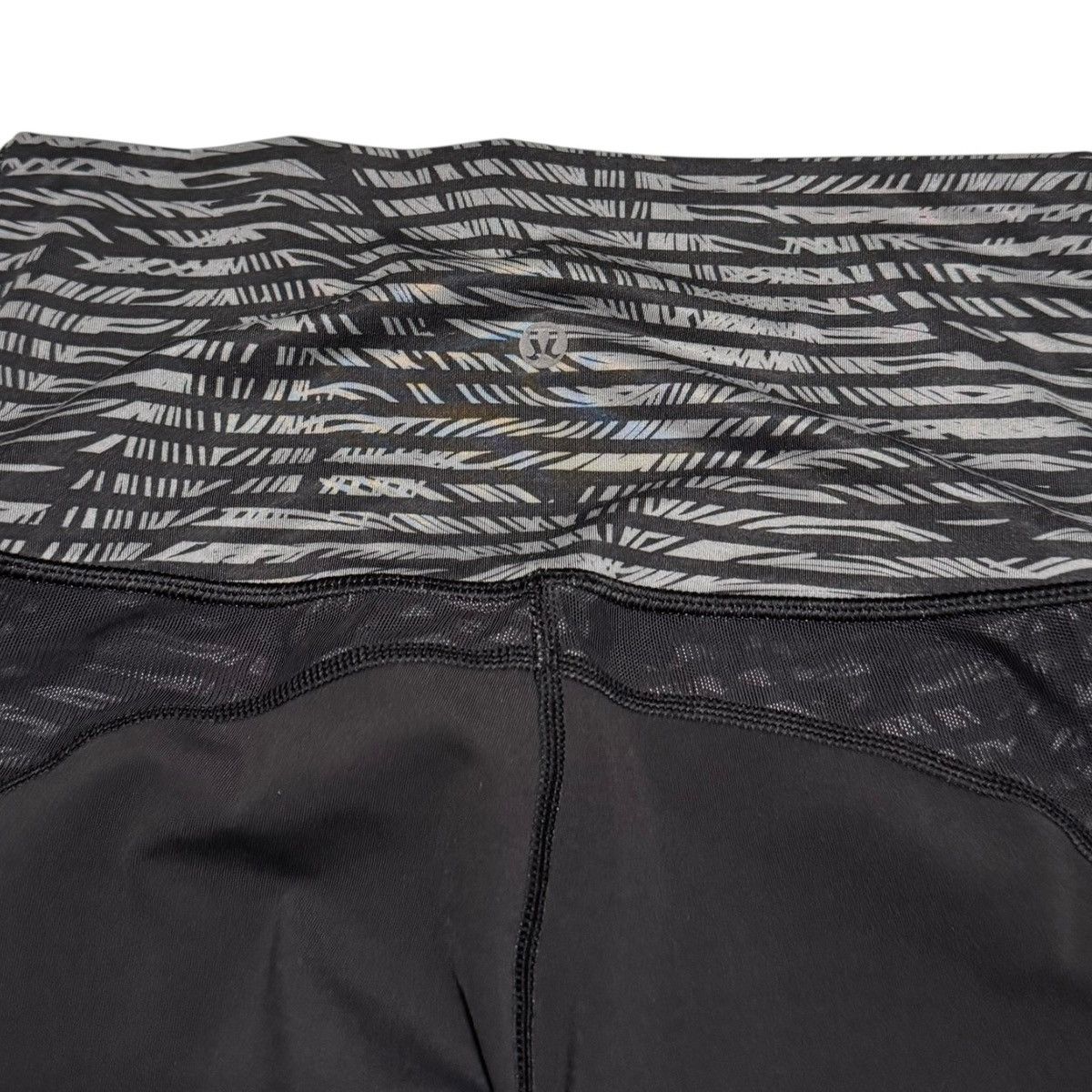 Lululemon Lululemon Striped Legging Athletic Yoga Pants Women's 26 Size 26" / US 2 / IT 38 - 3 Thumbnail