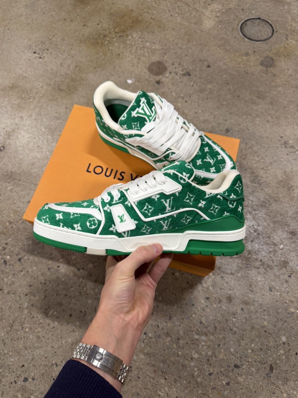 Louis Vuitton Louis Vuitton Monogram Trainer Sneaker NEW 1400$ Size US 8 / EU 41 - 7 Thumbnail