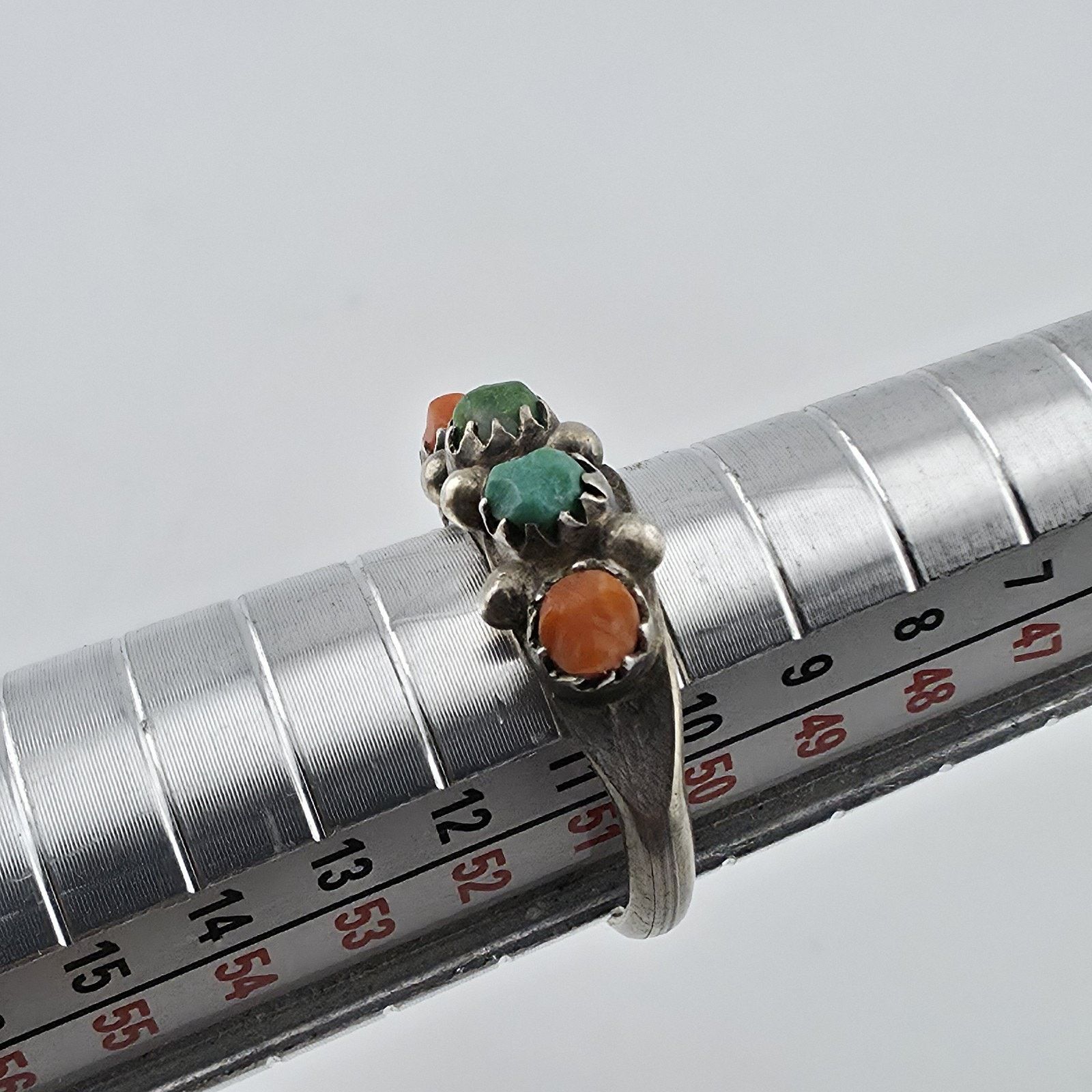 Other Sterling Silver Ring Green Coral turquoise Stone 5.5 Vintage Size ONE SIZE - 9 Thumbnail