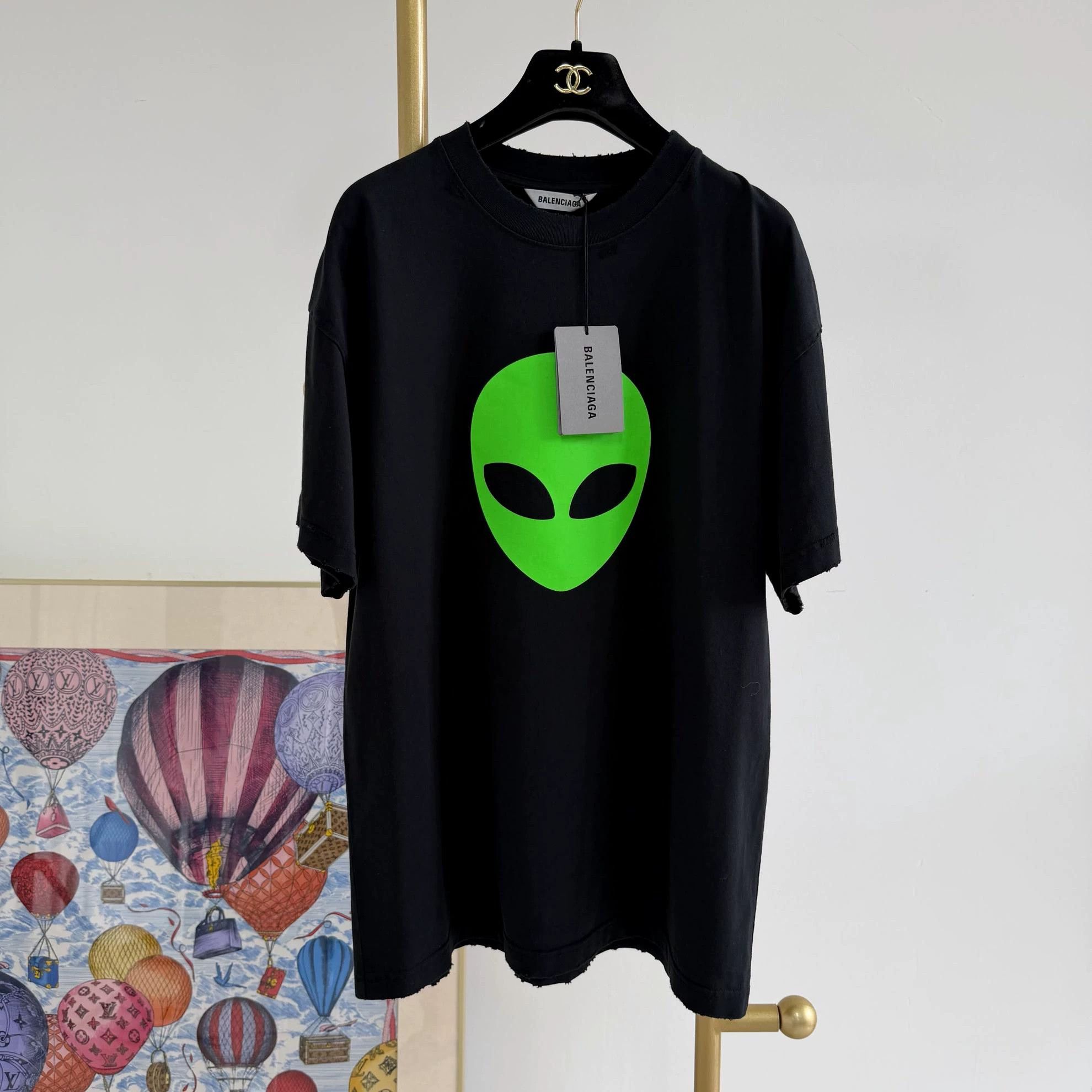 Balenciaga Balenciaga Black T-Shirt M BNWT Size US M / EU 48-50 / 2 - 1 Thumbnail