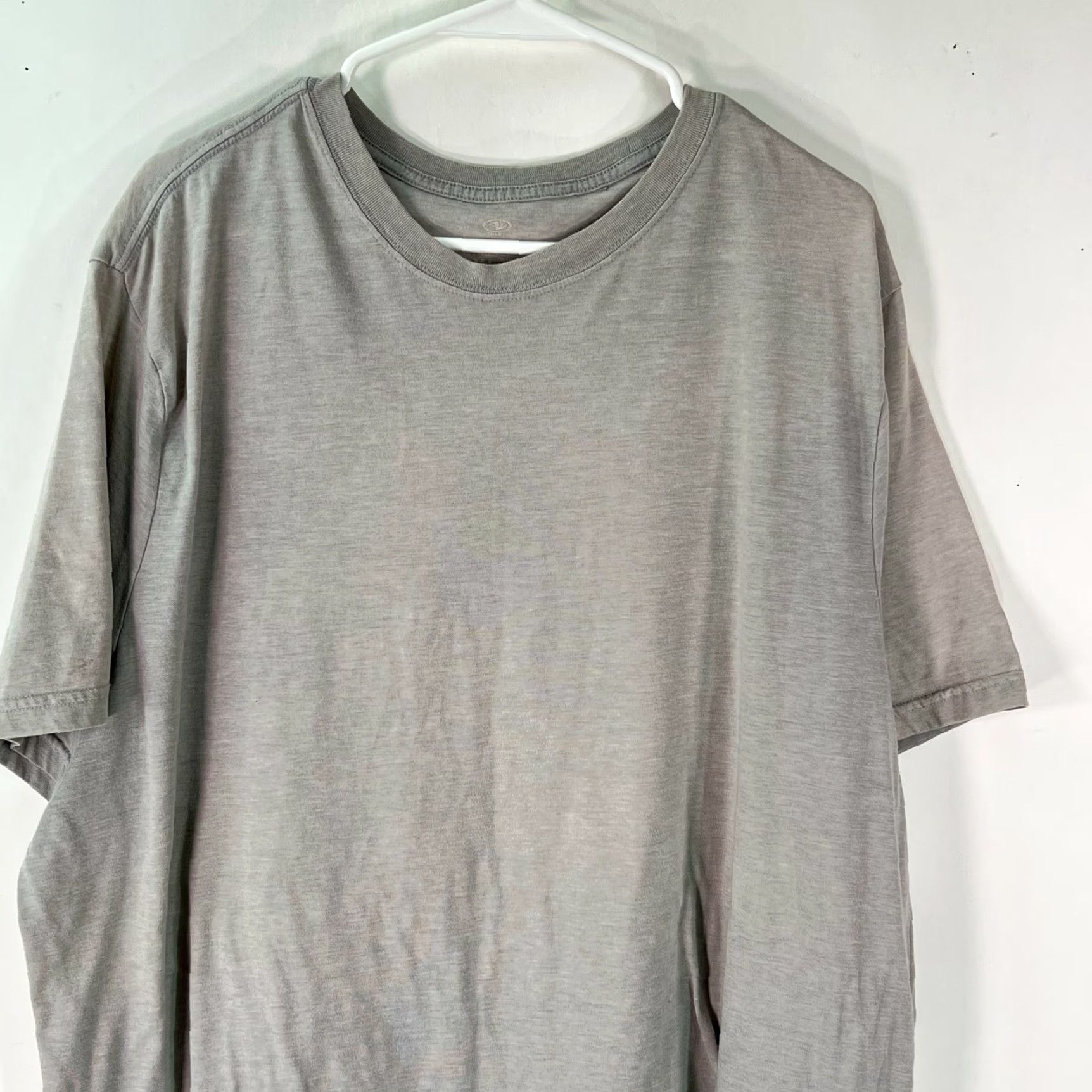 Vintage Mens 2XL Crew Neck Short Sleeves T-Shirt Gray Pullover Casual Classic Core: 2XL Gray Mens T-Shirt Size US XXL / EU 58 / 5 - 3 Thumbnail
