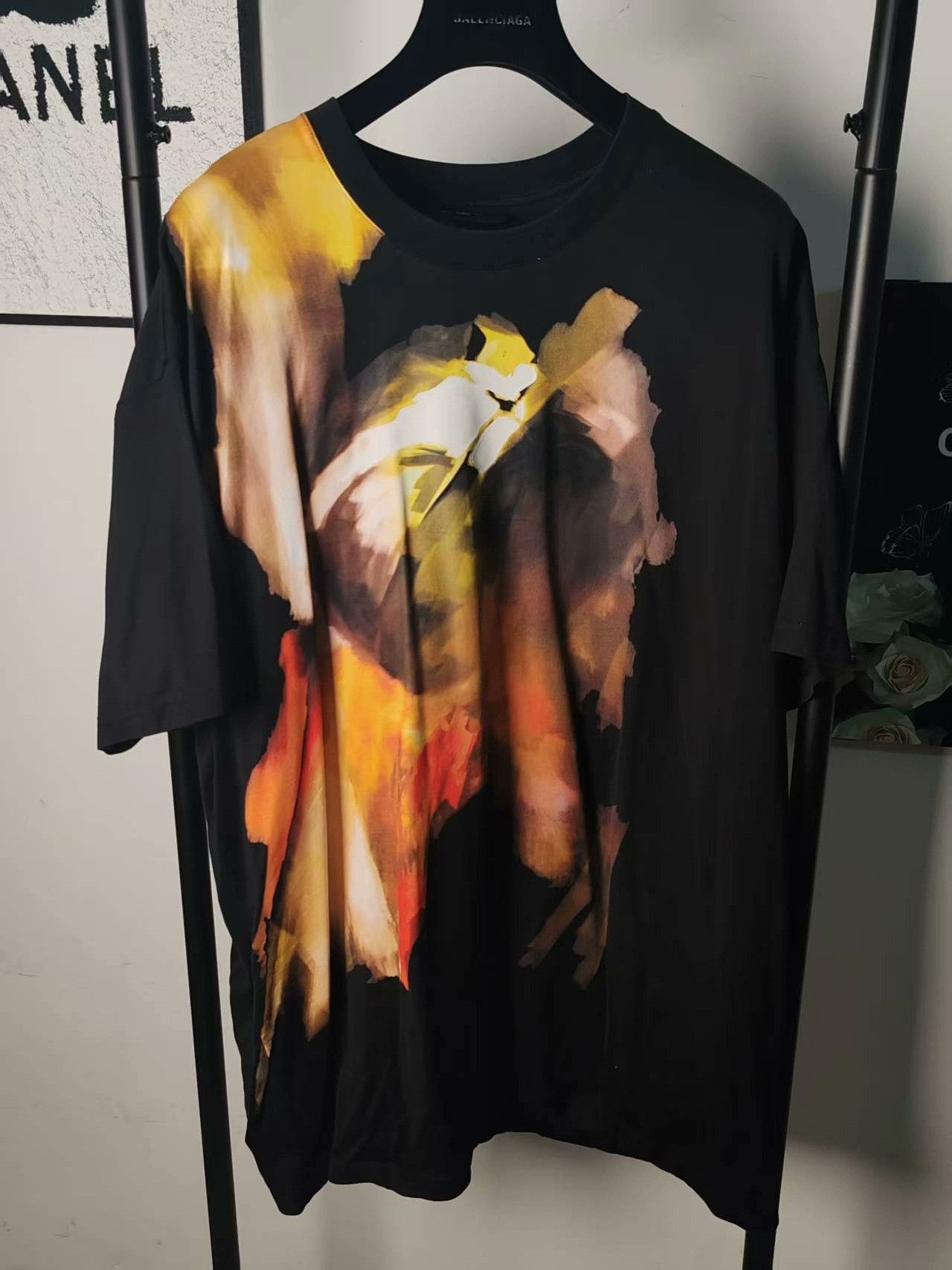 Givenchy Givenchy White T-Shirt l Men Size US L / EU 52-54 / 3 - 1 Thumbnail
