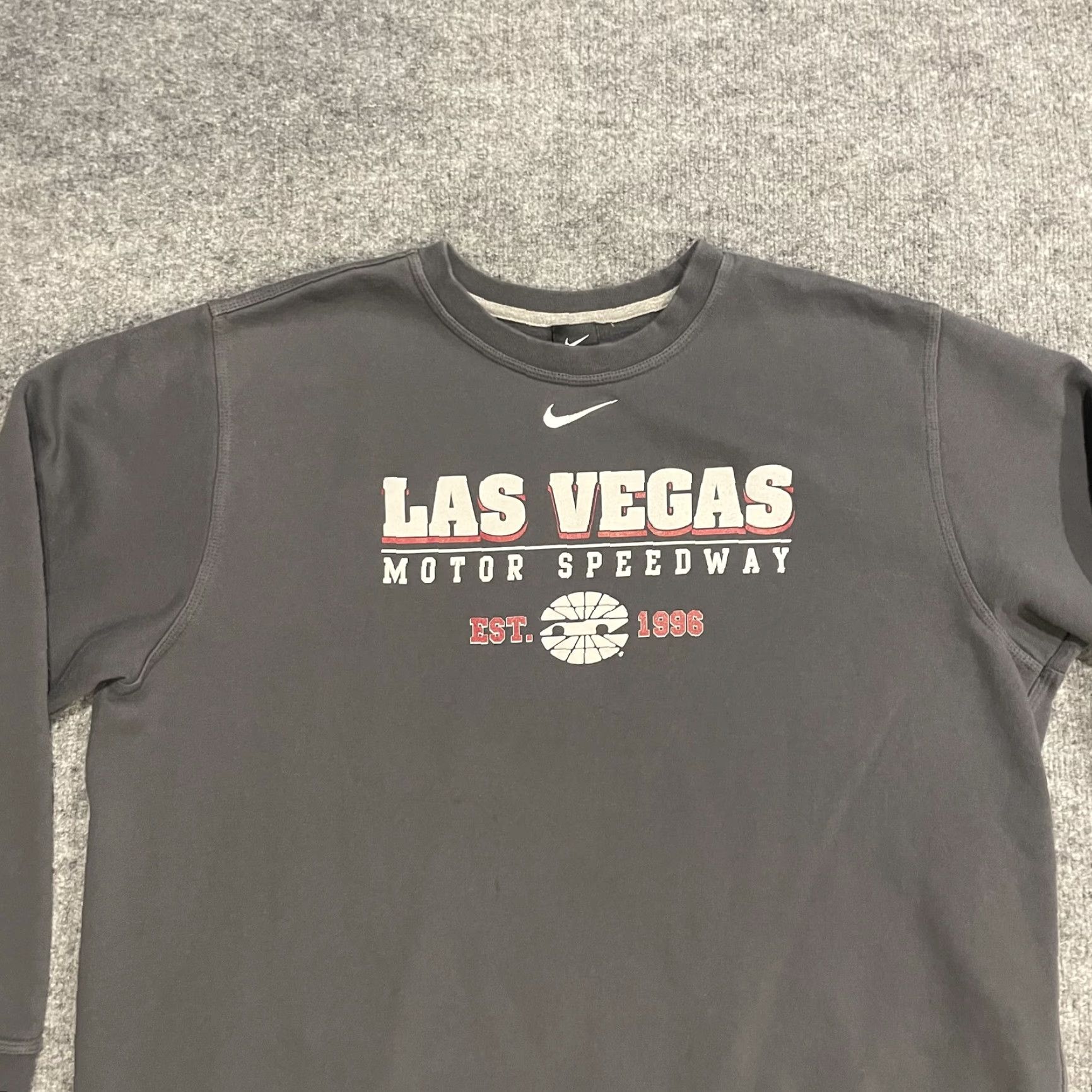 Nike Nike Sweatshirt Mens 2XL Gray Las Vegas Motor Speedway Graphic Print Pullover Crewneck Racing Pullover Size US XXL / EU 58 / 5 - 3 Thumbnail