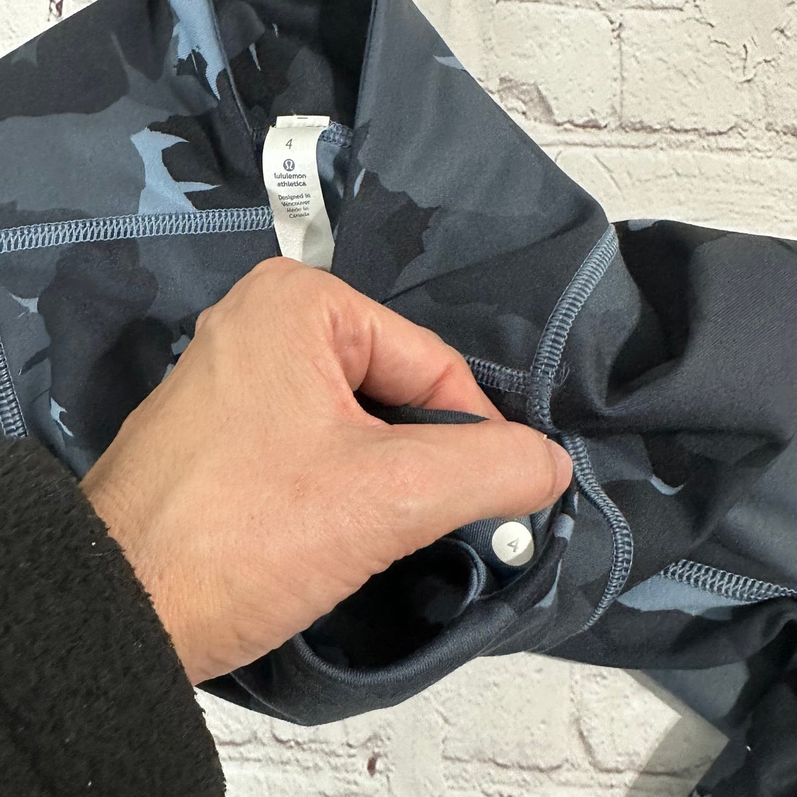 Lululemon lululemon leggings size 4 Size 27" / US 4 / IT 40 - 10 Thumbnail