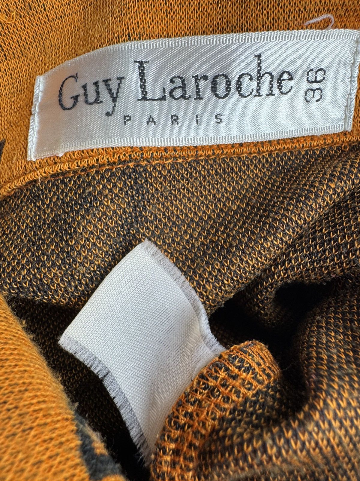 Guy Laroche VERY RARE VINTAGE KNITWEAR CROP TOP GUY LAROCHE MONOGRAM Size XS / US 0-2 / IT 36-38 - 4 Thumbnail