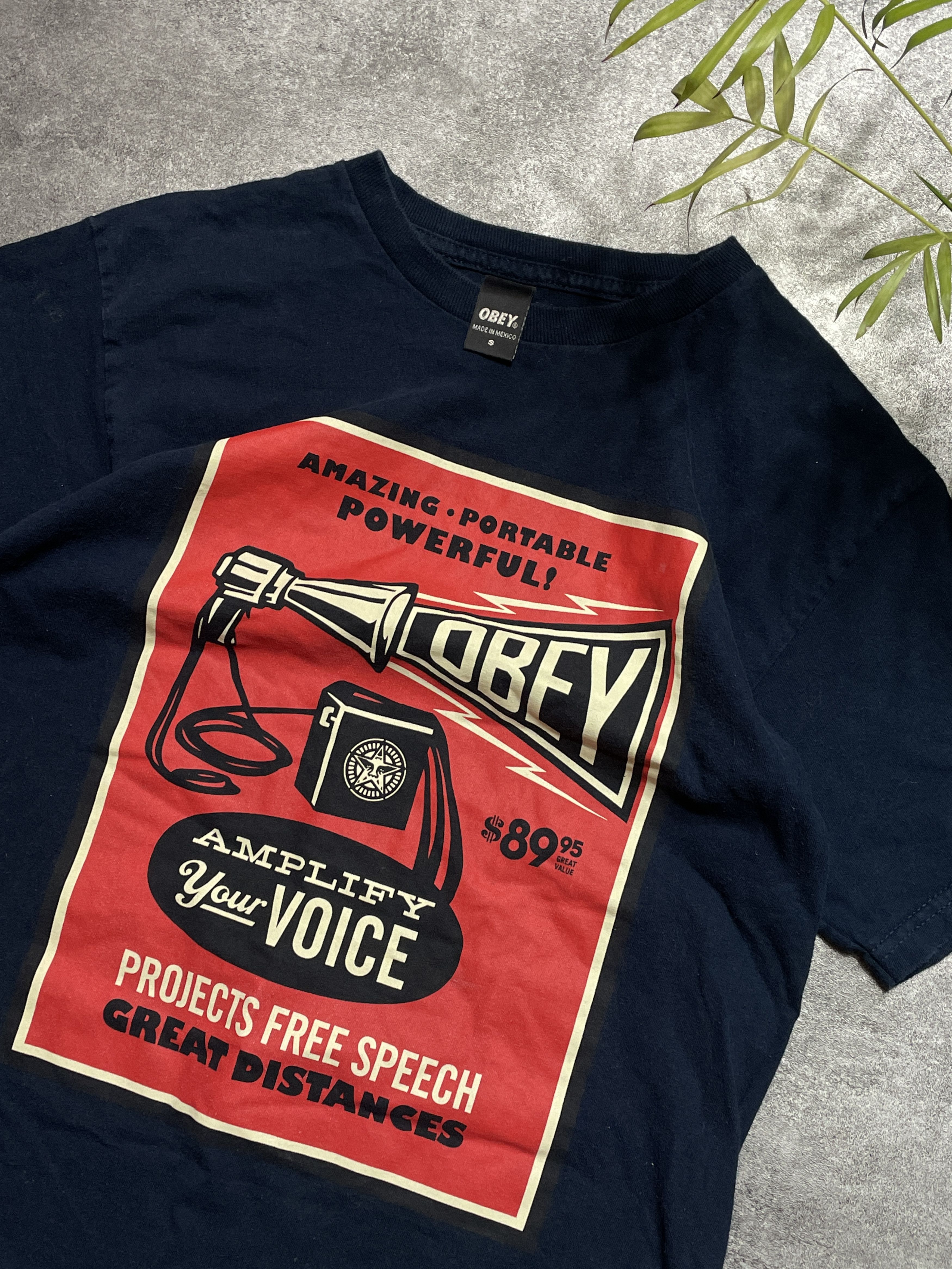 Obey ❗️RARE❗️Vintage Y2K Obey T-Shirt Big Logo Size US XS / EU 42 / 0 - 2 Thumbnail