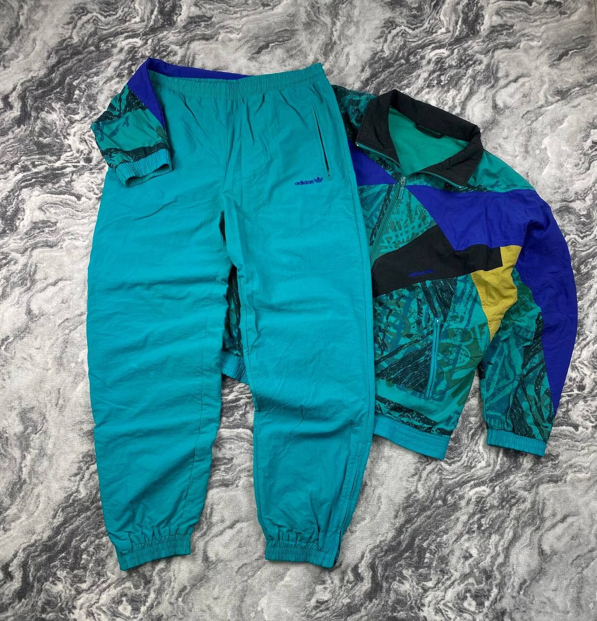 Adidas Vintage Adidas Nylon Track Suit Jacket +Pants Streetwear Size US M / EU 48-50 / 2 - 1 Thumbnail