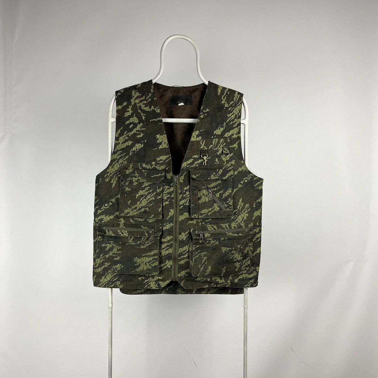 Realtree Vintage Hunting vest fishing camouflage size XLarge Size US XL / EU 56 / 4 - 1 Thumbnail