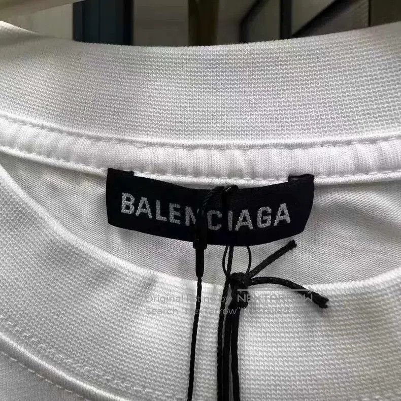 Balenciaga Balenciaga White portrait short sleeve Size US XS / EU 42 / 0 - 2 Thumbnail
