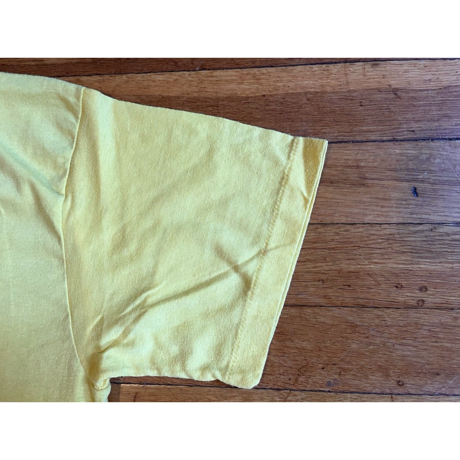Sugar VINTAGE Sugar Ray Leonard vs Roberto Duran No Mas Shirt M Men’s XL (Fits M) Yellow T-Shirt Size US M / EU 48-50 / 2 - 6 Thumbnail