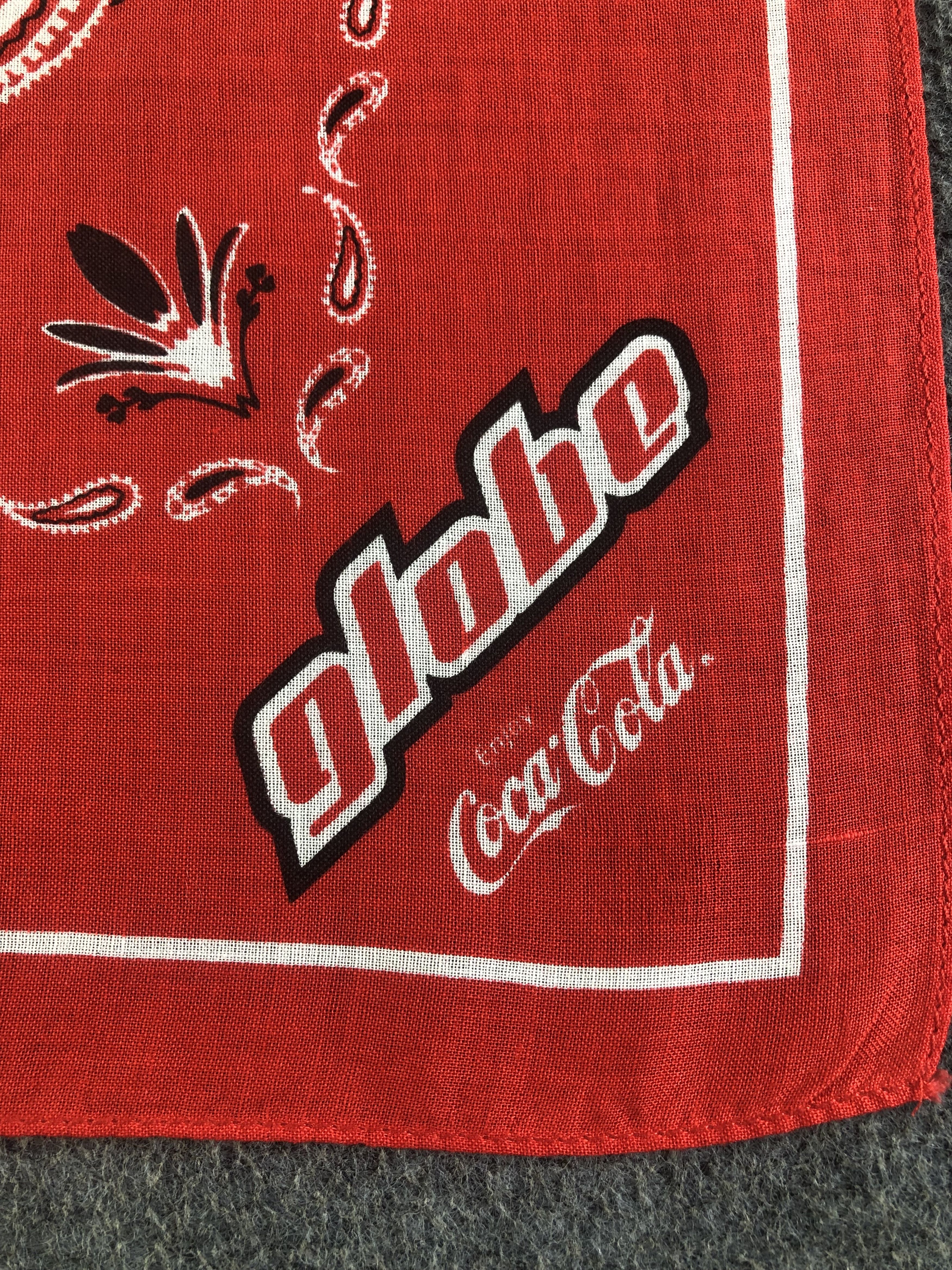Coca Cola Coca Cola Paislee Handkerchief / Bandana / Neckerchief C449 Size ONE SIZE - 5 Thumbnail
