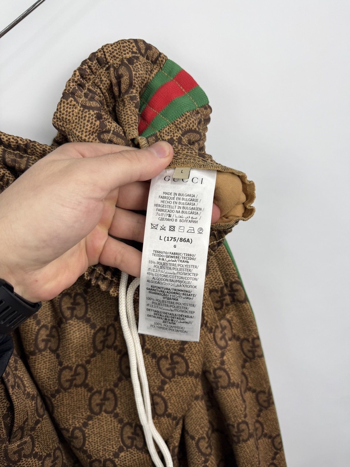 Gucci 🇮🇹 Gucci GG Monogram Wed Stripe Sweatpants Rare Size US 32 / EU 48 - 10 Thumbnail