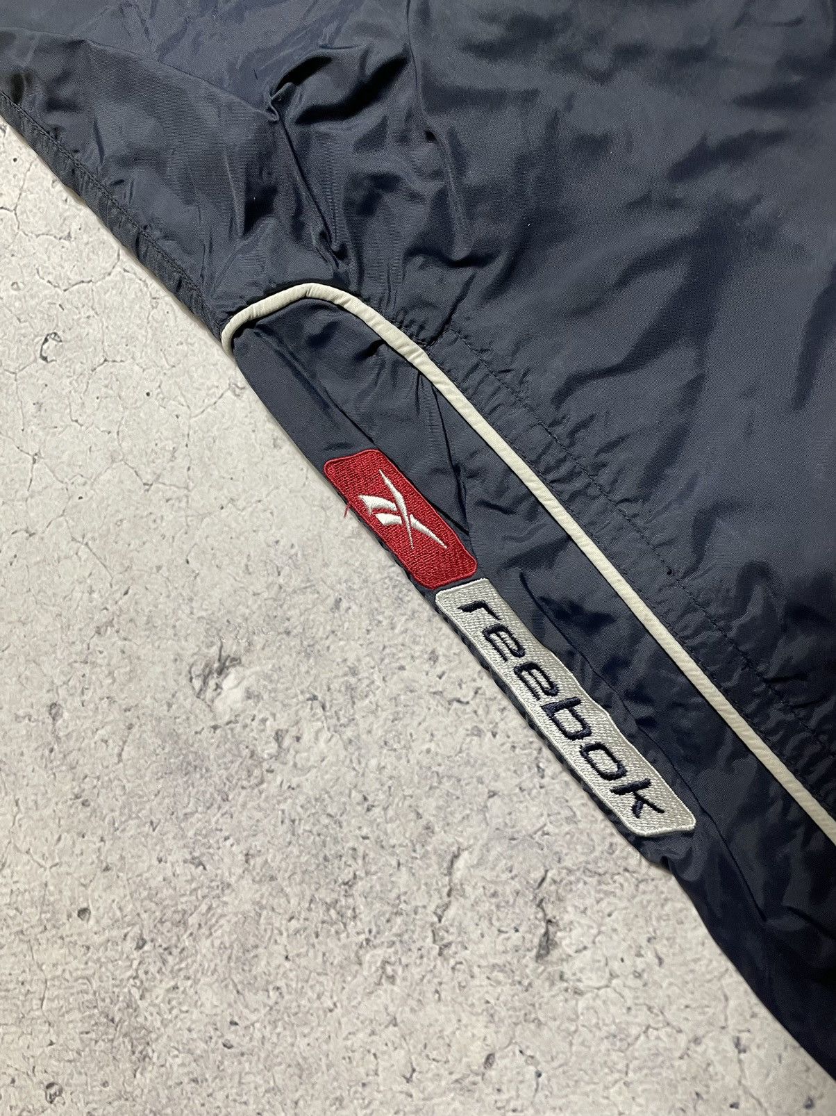 Reebok Vintage Nylon Track Pants Reebok Big Logo Y2K Size US 32 / EU 48 - 7 Thumbnail