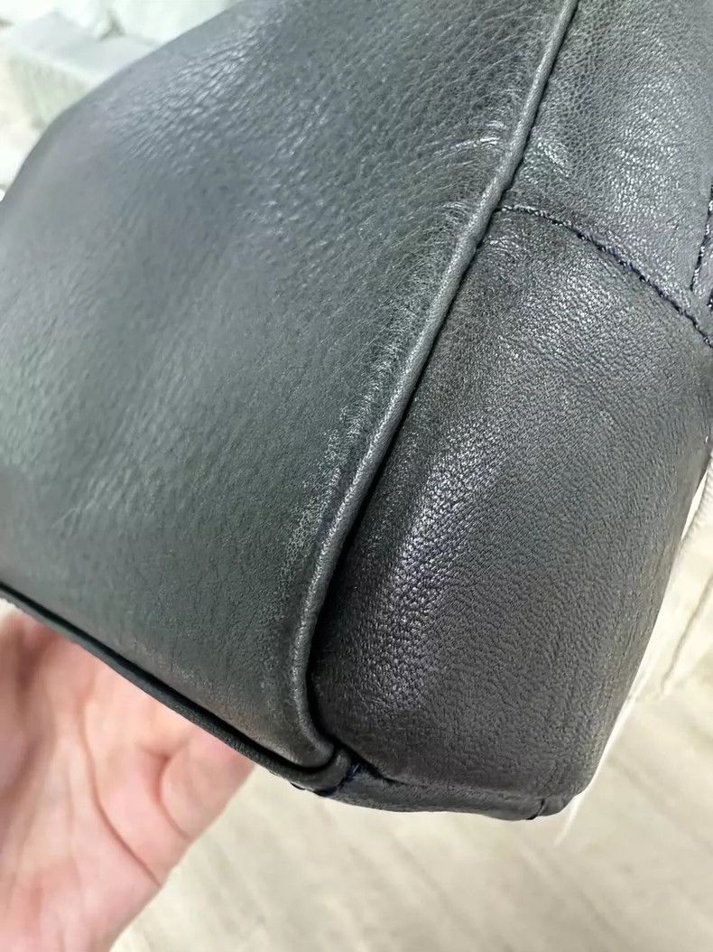 Vivienne Westwood Vivienne Westwood size os Saturn holds a leather handbag Size ONE SIZE - 5 Thumbnail
