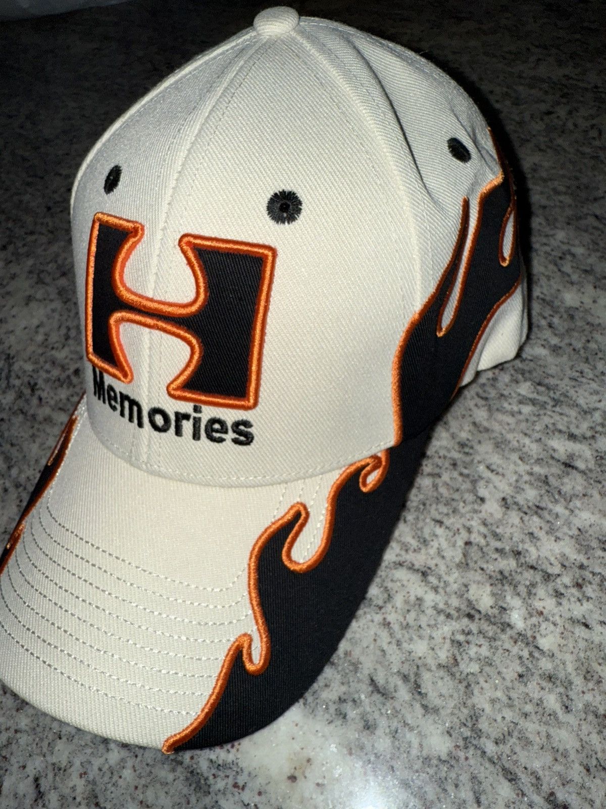 The GV Gallery HMDD Snapback Size ONE SIZE - 1 Thumbnail