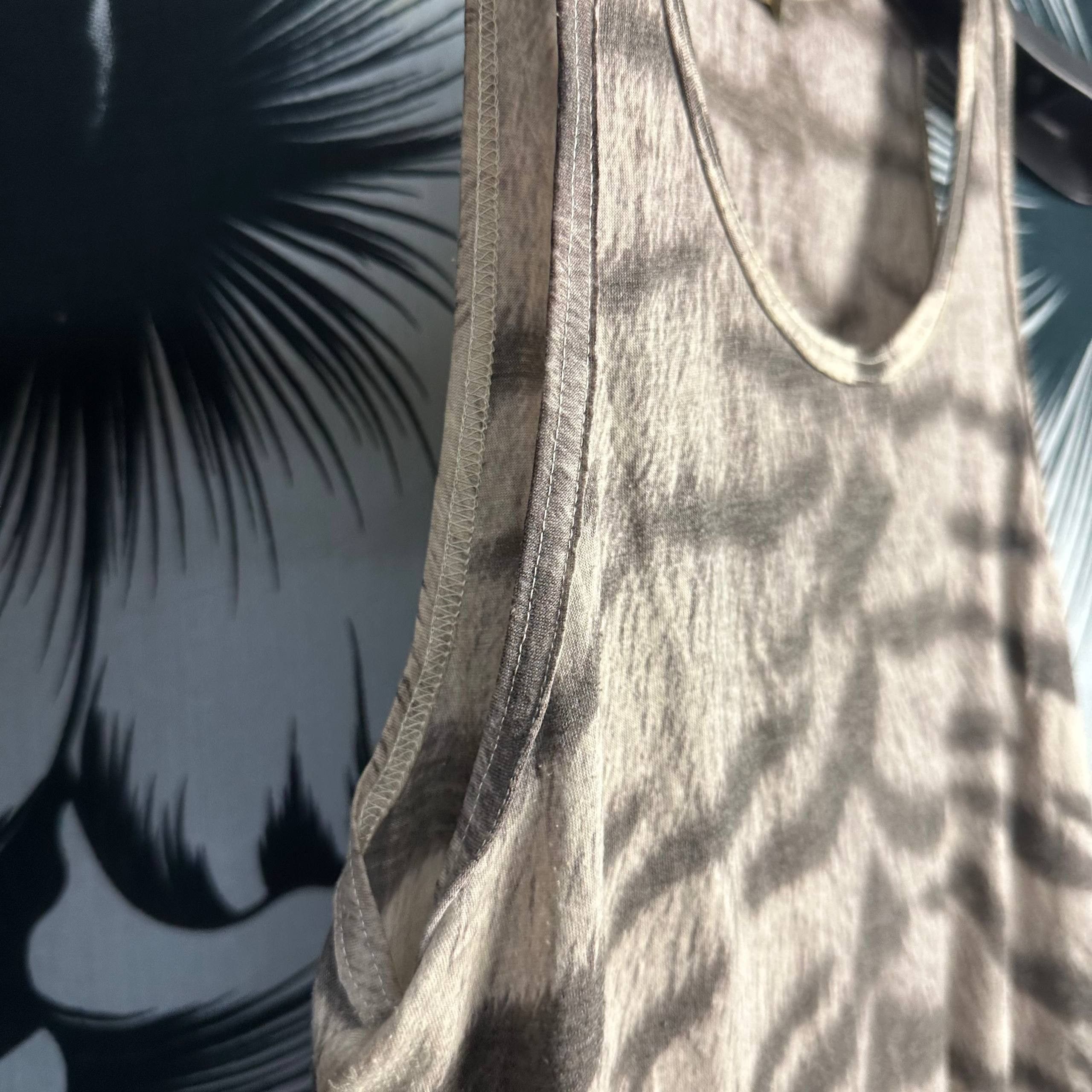 If Six Was Nine 2000s GOA Japan Tiger Leopard Tank Top Size US S / EU 44-46 / 1 - 5 Thumbnail