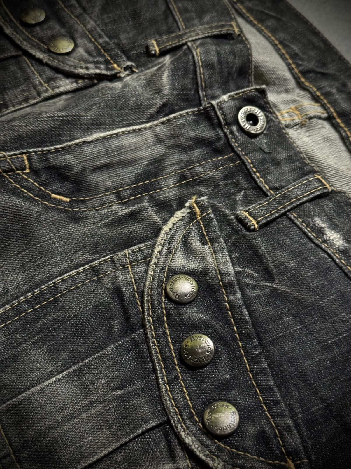 Hysteric Glamour HYSTERIC GLAMOUR FADDING JEANS Size US 32 / EU 48 - 9 Thumbnail