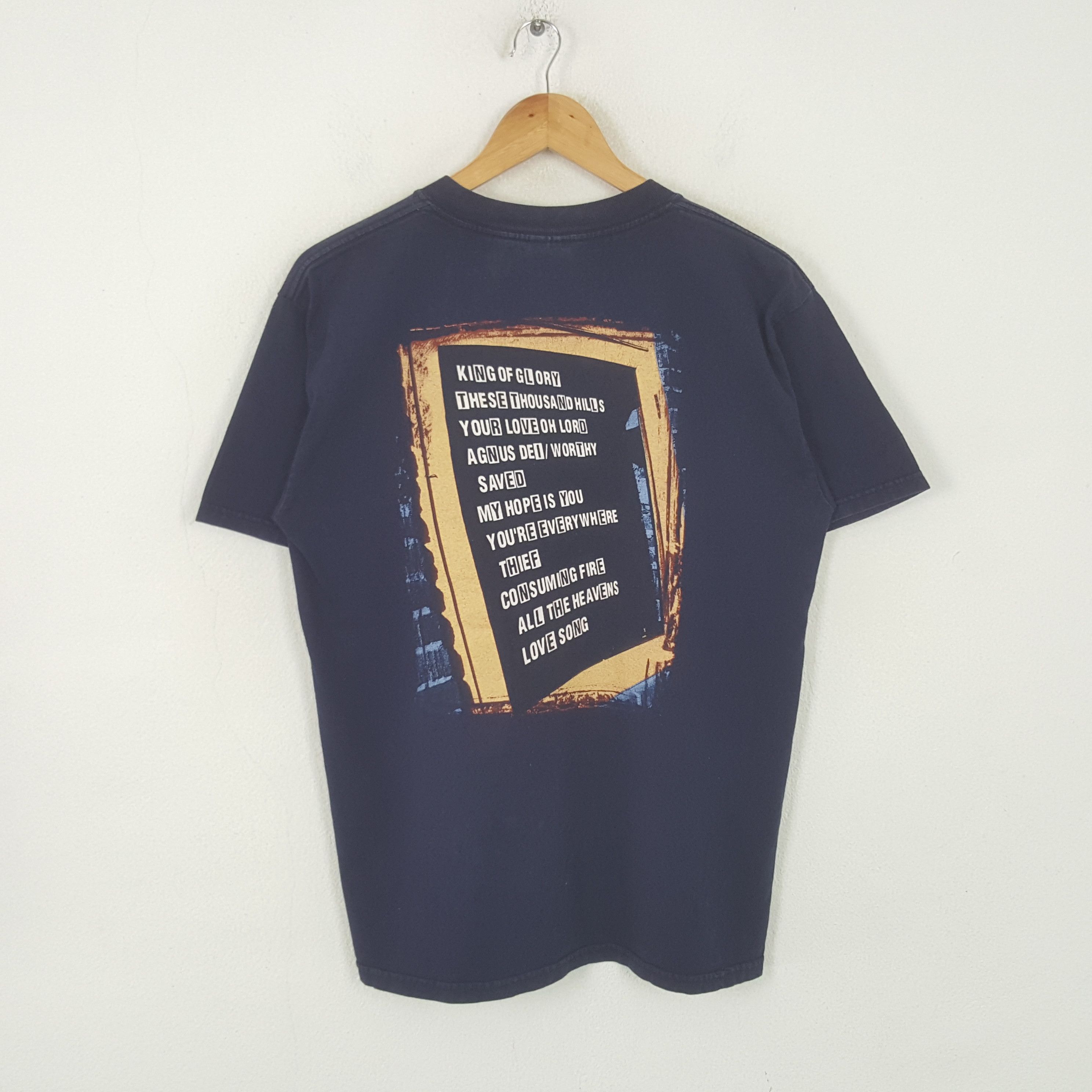 Band Tees Vintage Third Day Rock Band Promo Tshirt RR7 Size US M / EU 48-50 / 2 - 3 Thumbnail