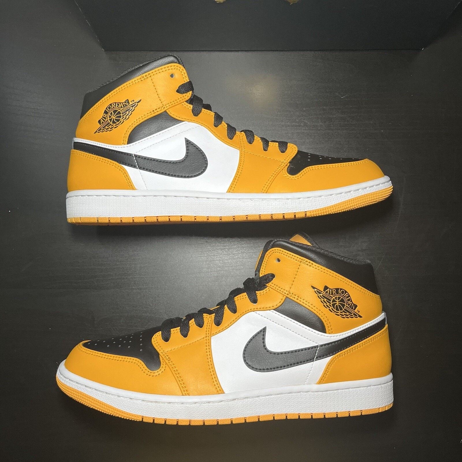 Nike Size 11 - Jordan 1 Mid Taxi 2022 Size US 11 / EU 44 - 4 Thumbnail