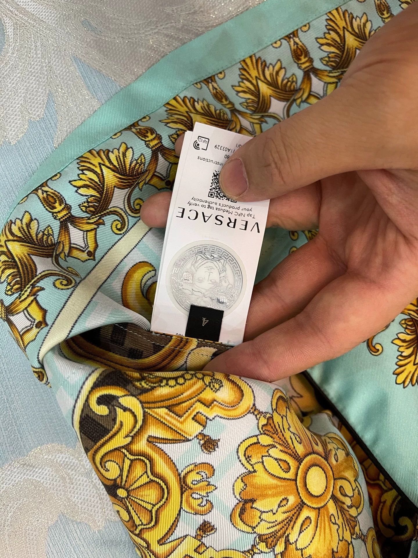 Versace Versace x Fendi Silk Full Logo Shirt 4 (US XL) Size US XL / EU 56 / 4 - 3 Thumbnail