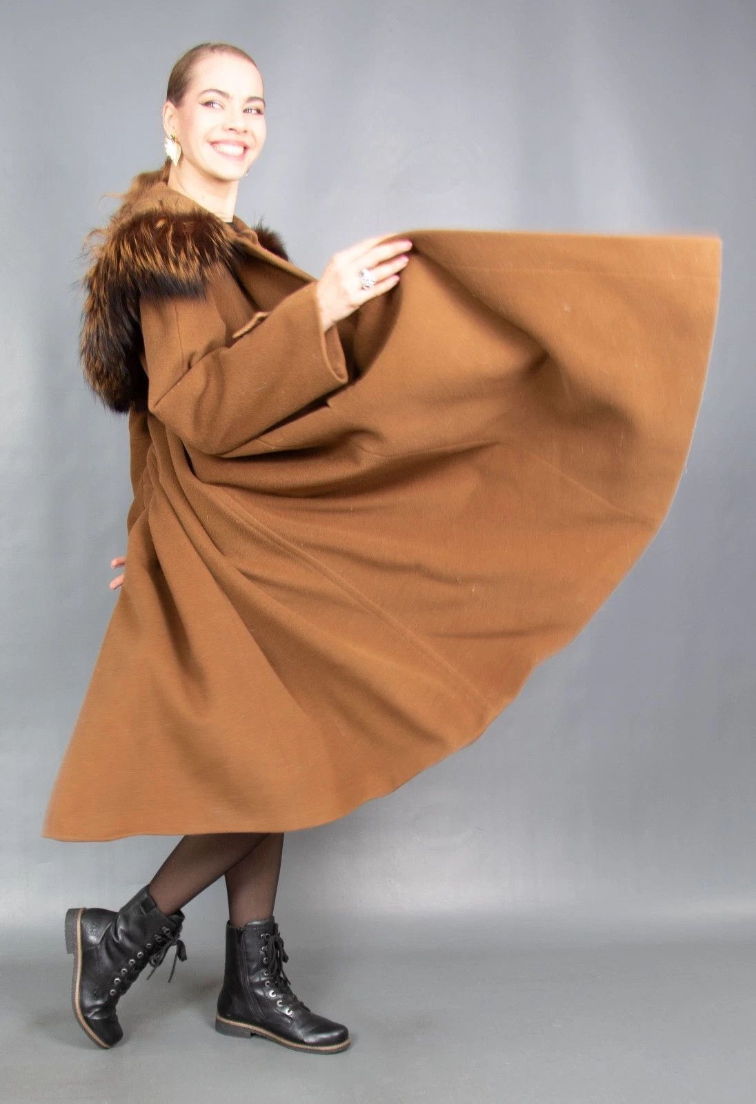 Vintage 18842 WOOL CASHMERE COAT WITH SILVER FOX HOOD PELZ SIZE XL Size XL / US 12-14 / IT 48-50 - 13 Thumbnail