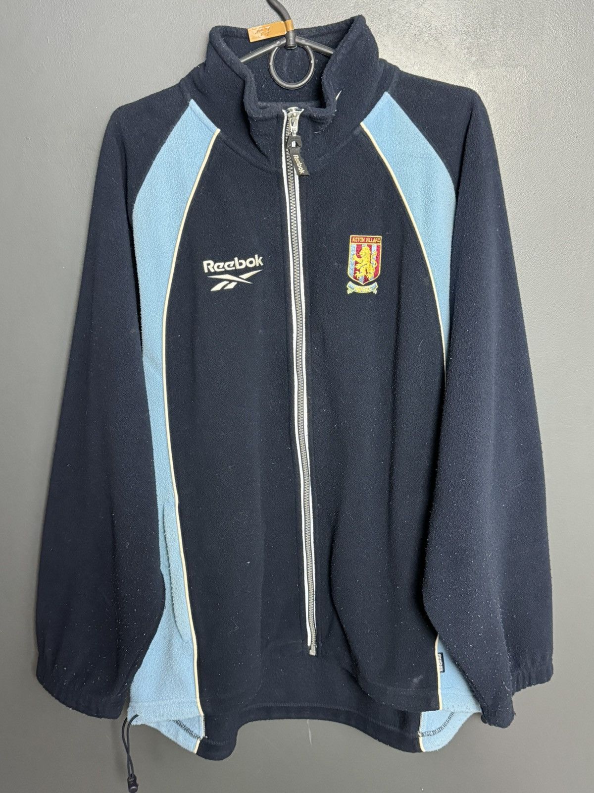Reebok Vintage Aston Villa Training Football Jersey Size US S / EU 44-46 / 1 - 1 Thumbnail