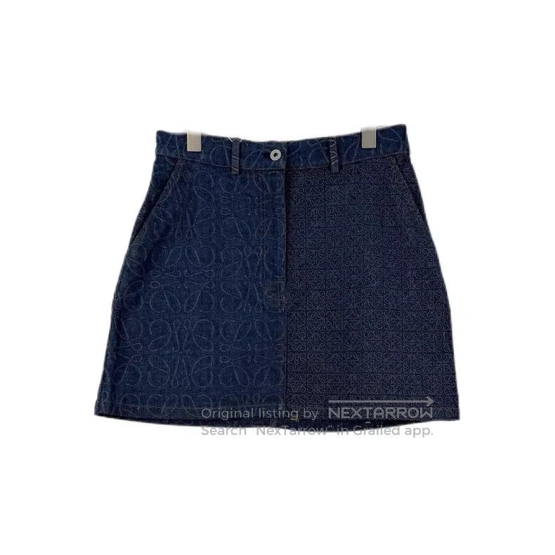 Loewe Loewe Asymmetrical Full Logo Leather Tag Denim Skirt Size 25" / US 0 / IT 36 - 1 Thumbnail