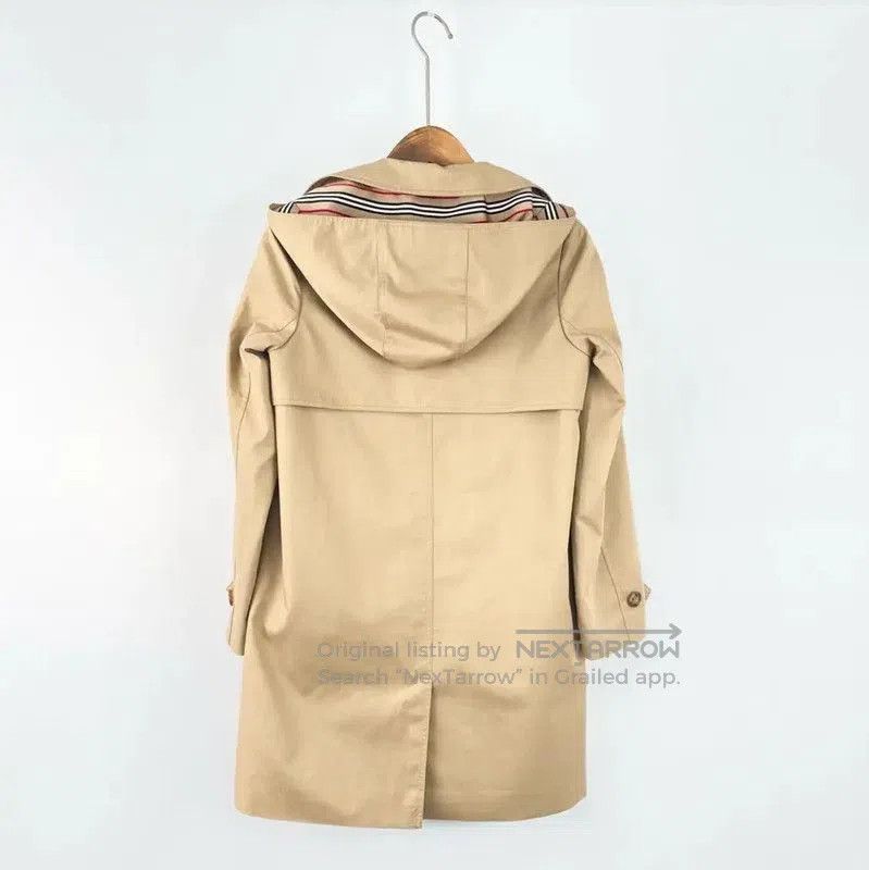 Burberry Burberry Women's Khaki Trench Coat for Spring/Fall. Size XXS / US 00 / IT 34 - 2 Thumbnail