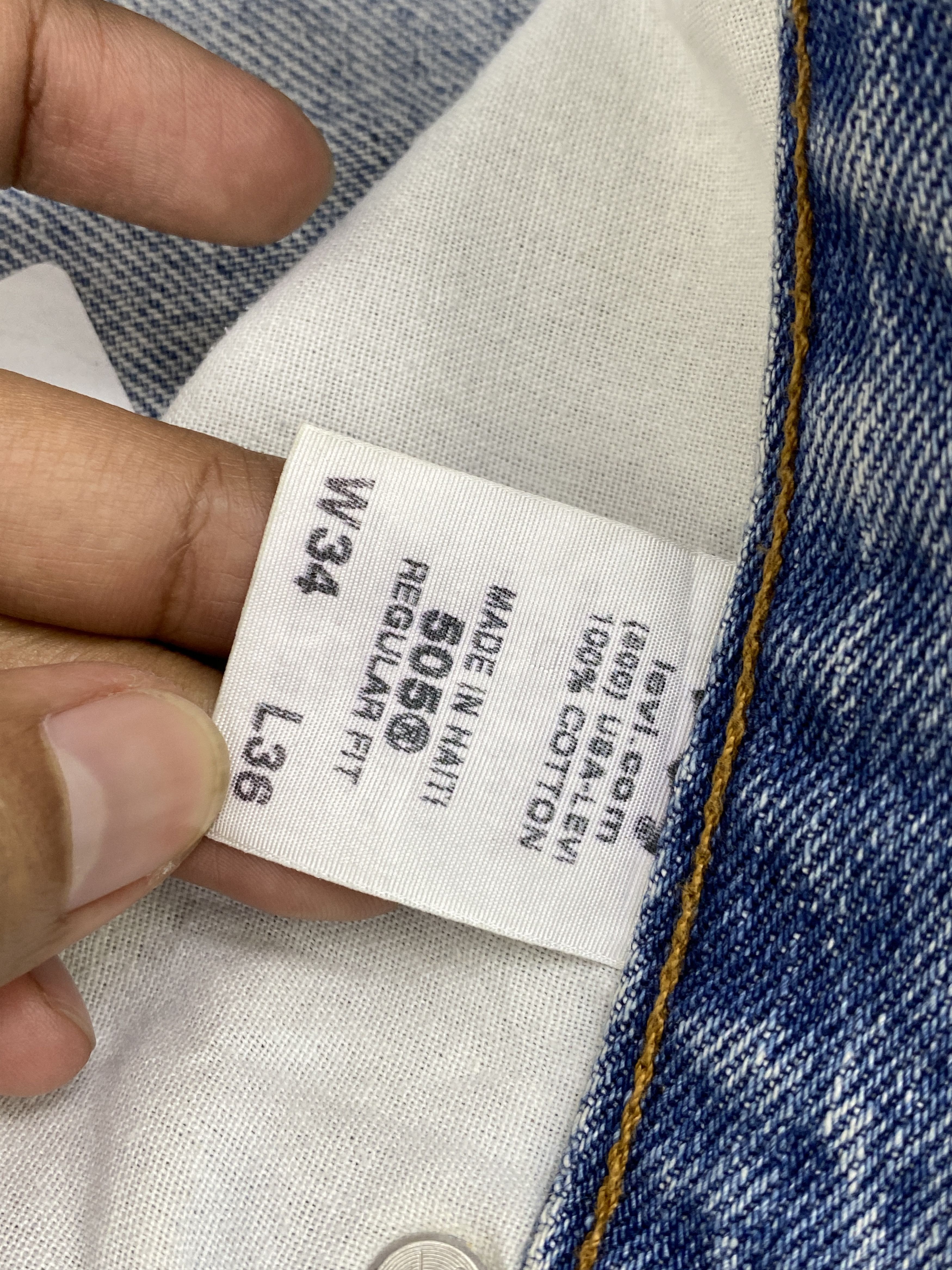 Levi's × Vintage Faded Blue Vintage Levi's 505 Regular Fit Jeans Size US 34 / EU 50 - 8 Thumbnail