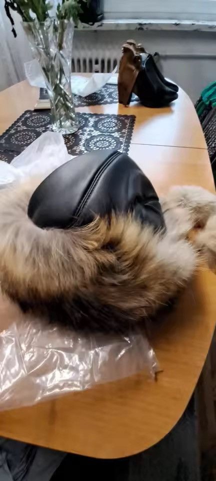 Japanese Brand Aesthetic Fox Fur Hat Unisex Size ONE SIZE - 5 Thumbnail