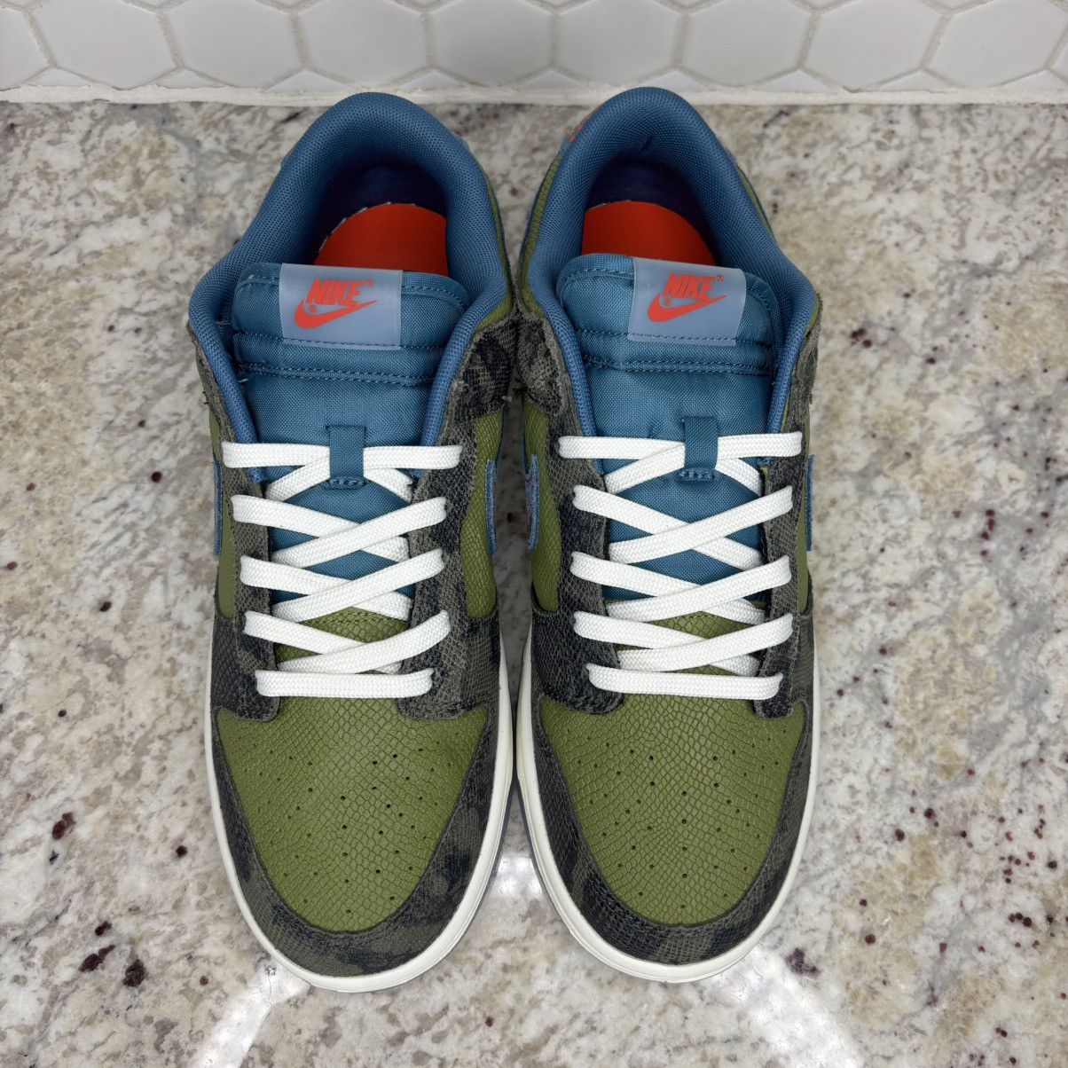 Nike Size 10-Nike Dunk Low Siempre Familia Gently Worn With Box Size US 10 / EU 43 - 5 Thumbnail