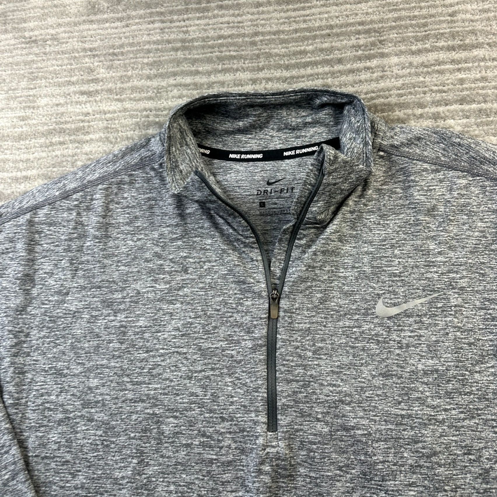Nike Nike Sweater Mens Large Gray 1/2 Zip Dri Fit Reflective Pullover Size US L / EU 52-54 / 3 - 3 Thumbnail
