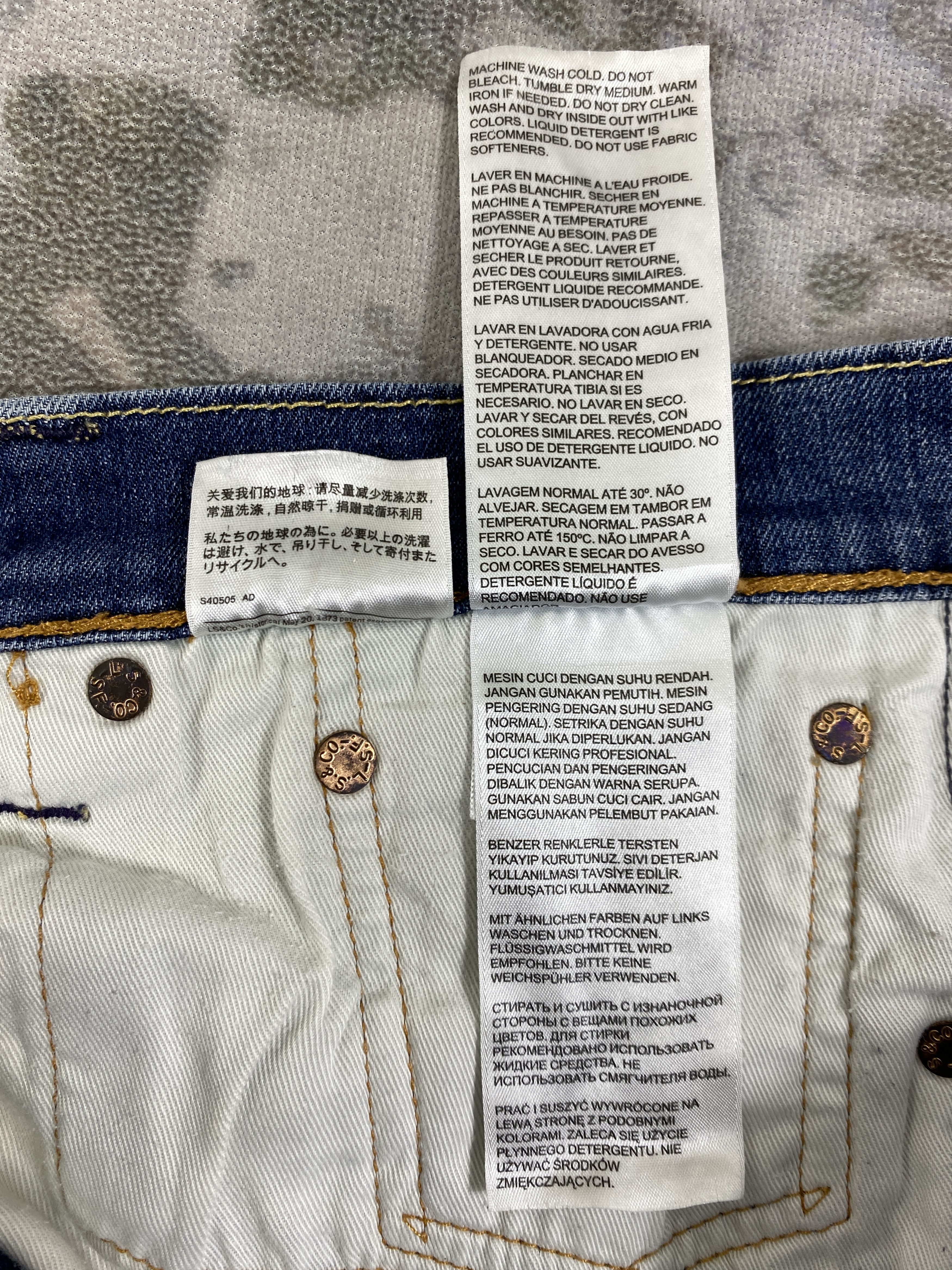 Levi's Distressed Blue Levi's 511 Jeans 33x28.5 Denim -SJ142 Size US 33 - 11 Thumbnail
