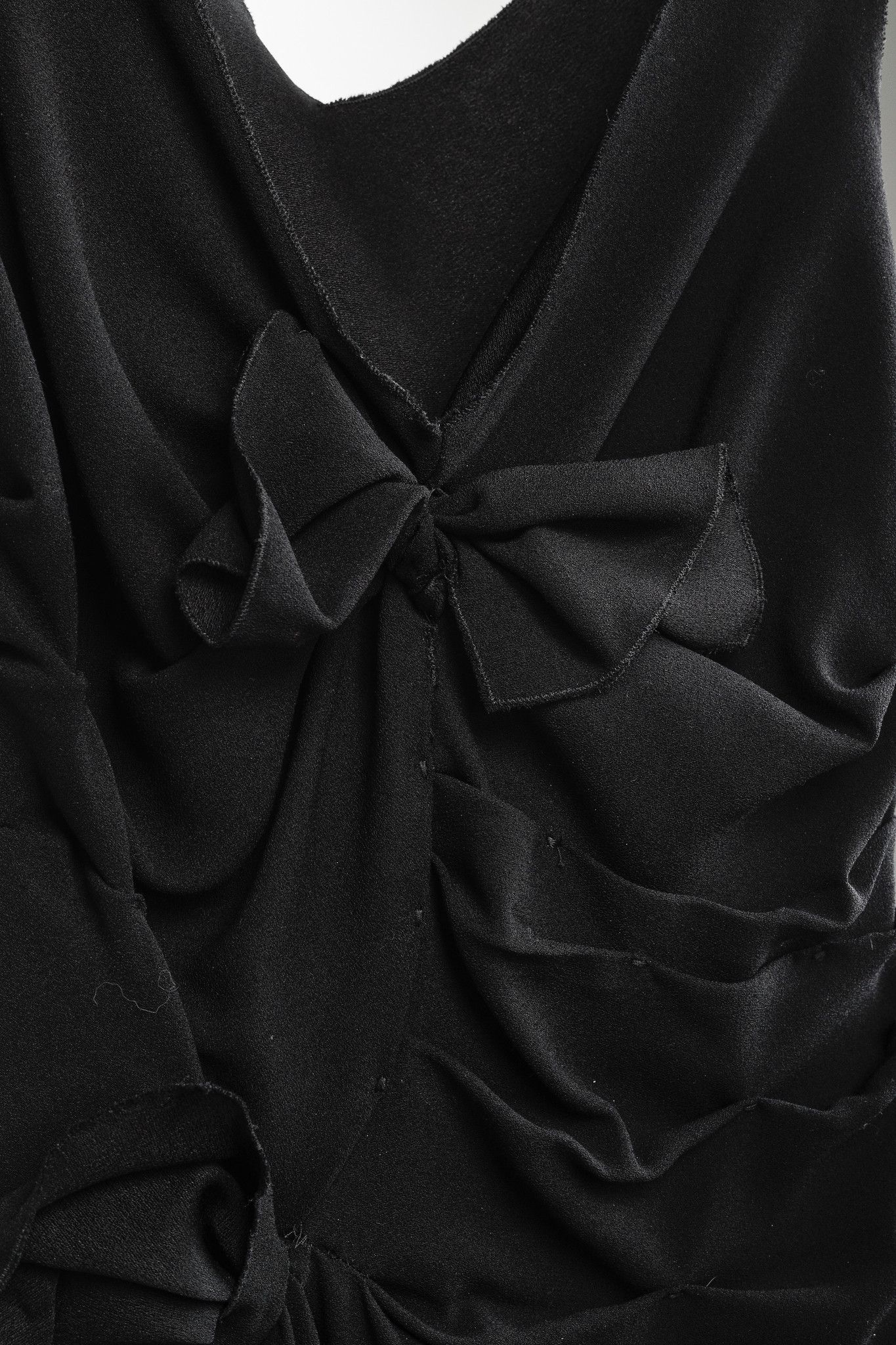 Prada Prada Black Crepe Bow Sleeveless Dress Size XS / US 0-2 / IT 36-38 - 5 Thumbnail